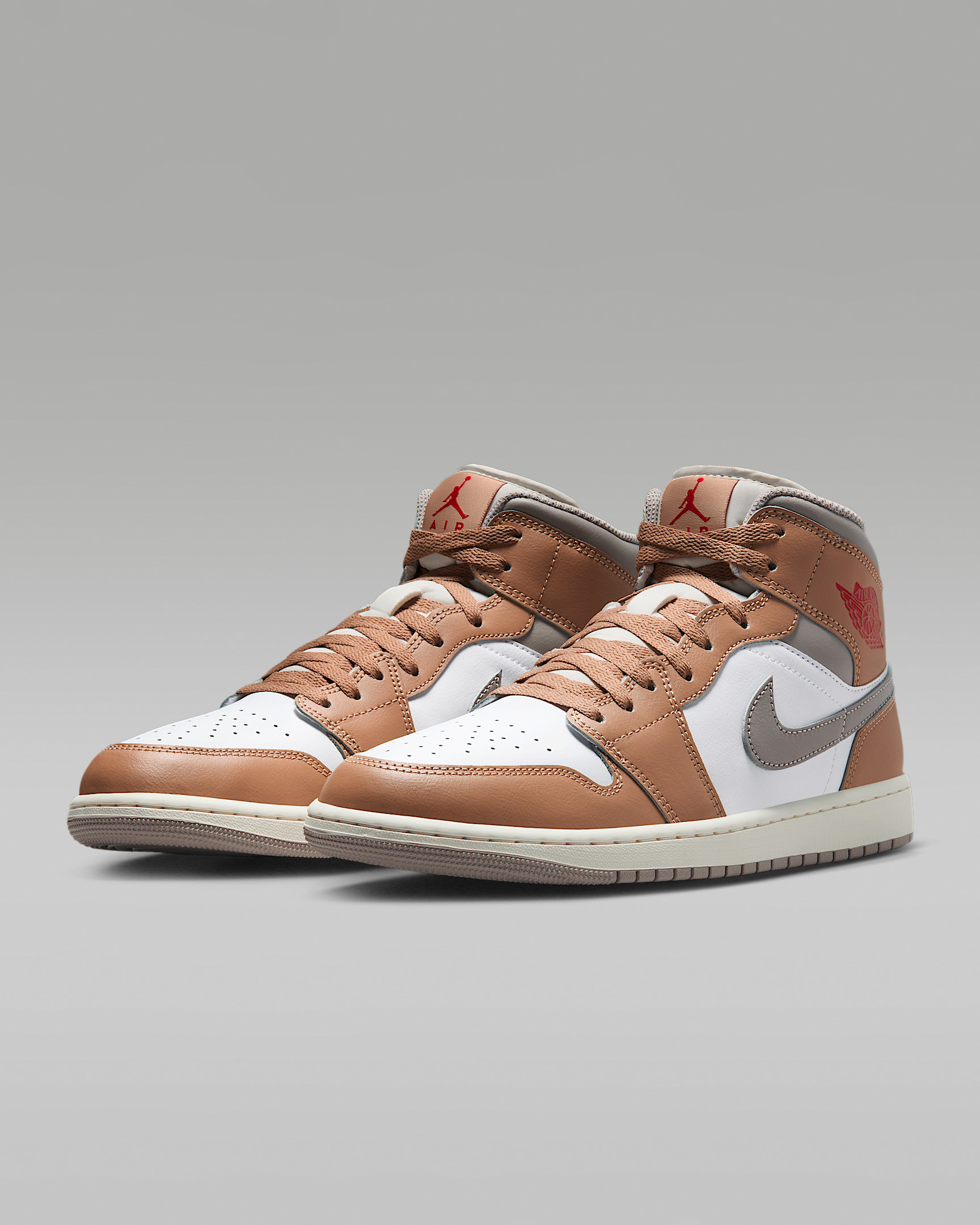 Air Jordan 1 Mid Men's Shoes - 5