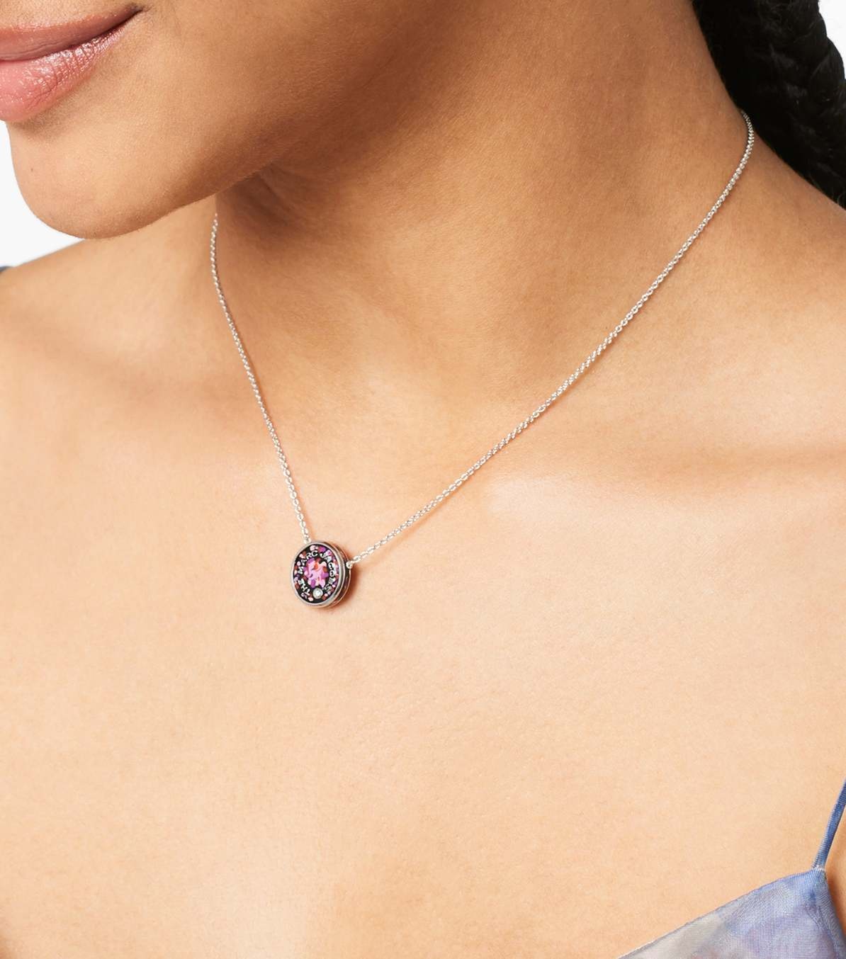 THE MARBLED MEDALLION PENDANT - 7