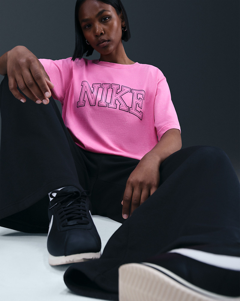 Nike Sportswear Classics Women's Loose T-Shirt 3