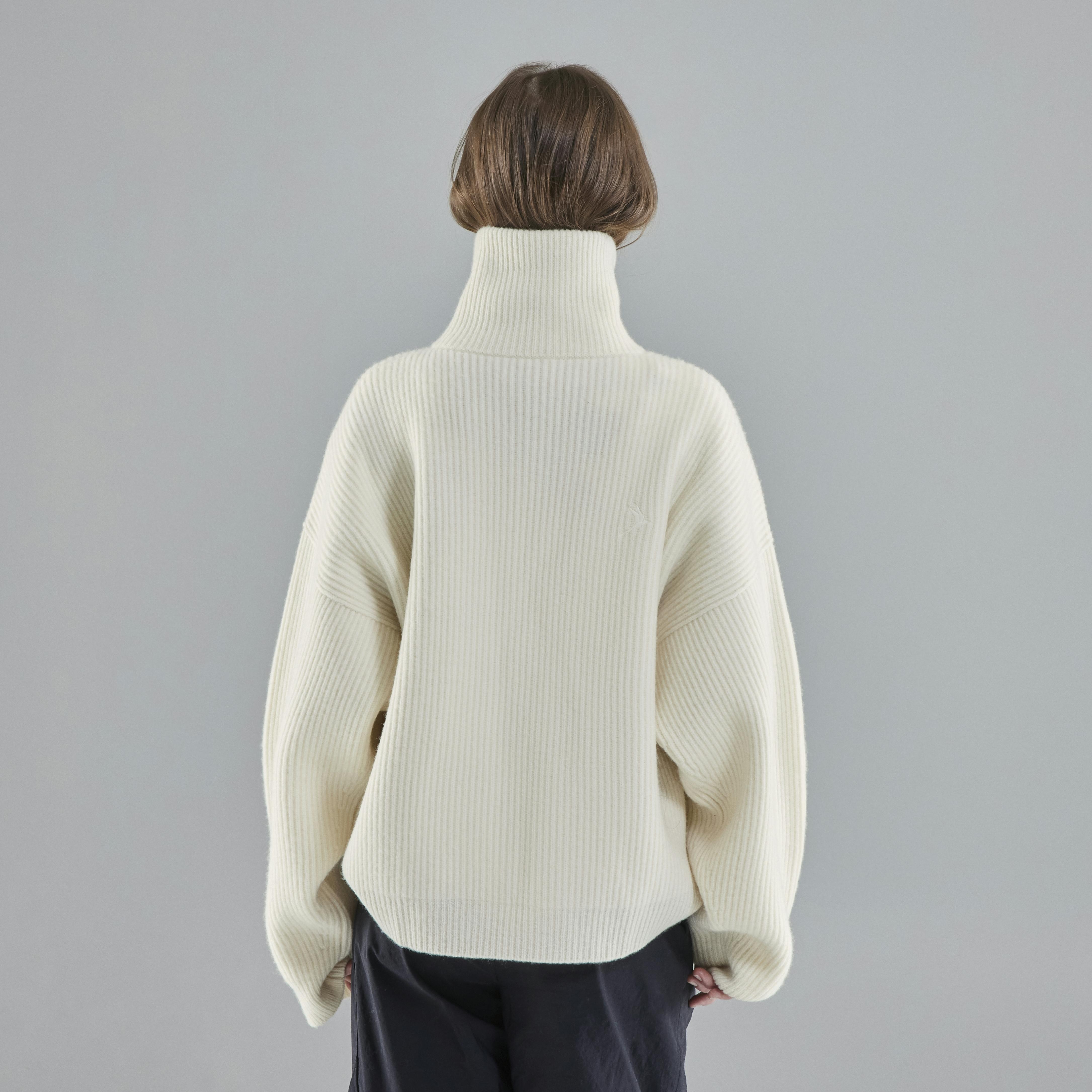 Vonarstræti Zipped Wool Sweater (Unisex) - 10