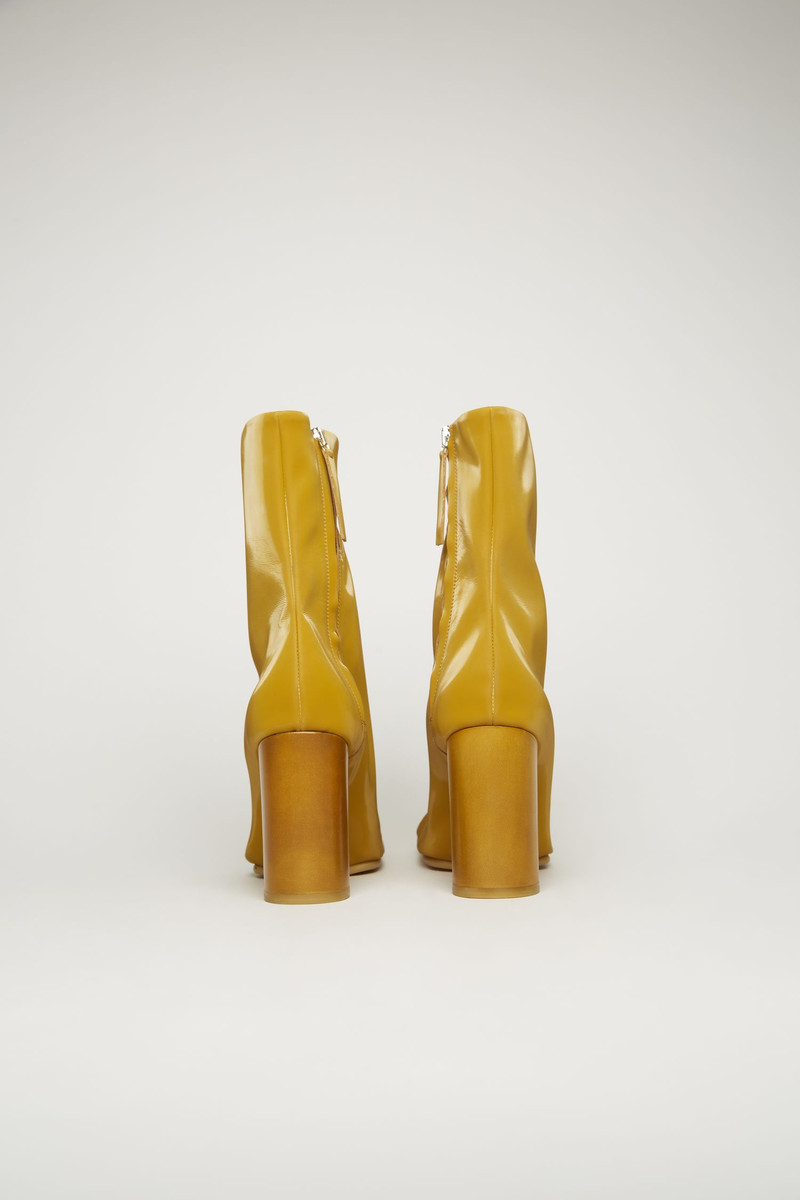 Vinyl ankle boots mustard yellow 3