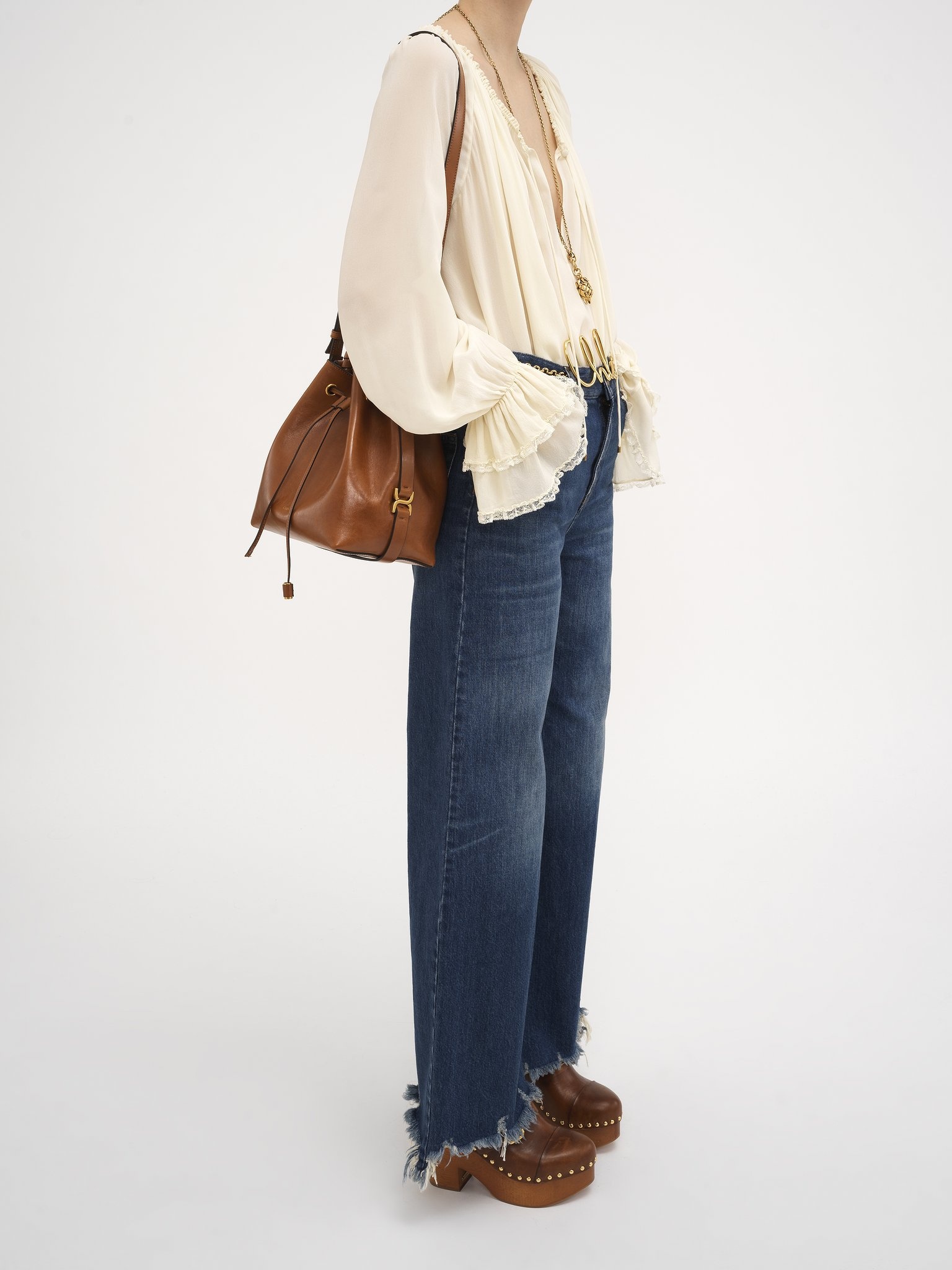 Chloé MARCIE BUCKET BAG IN SHINY LEATHER | REVERSIBLE