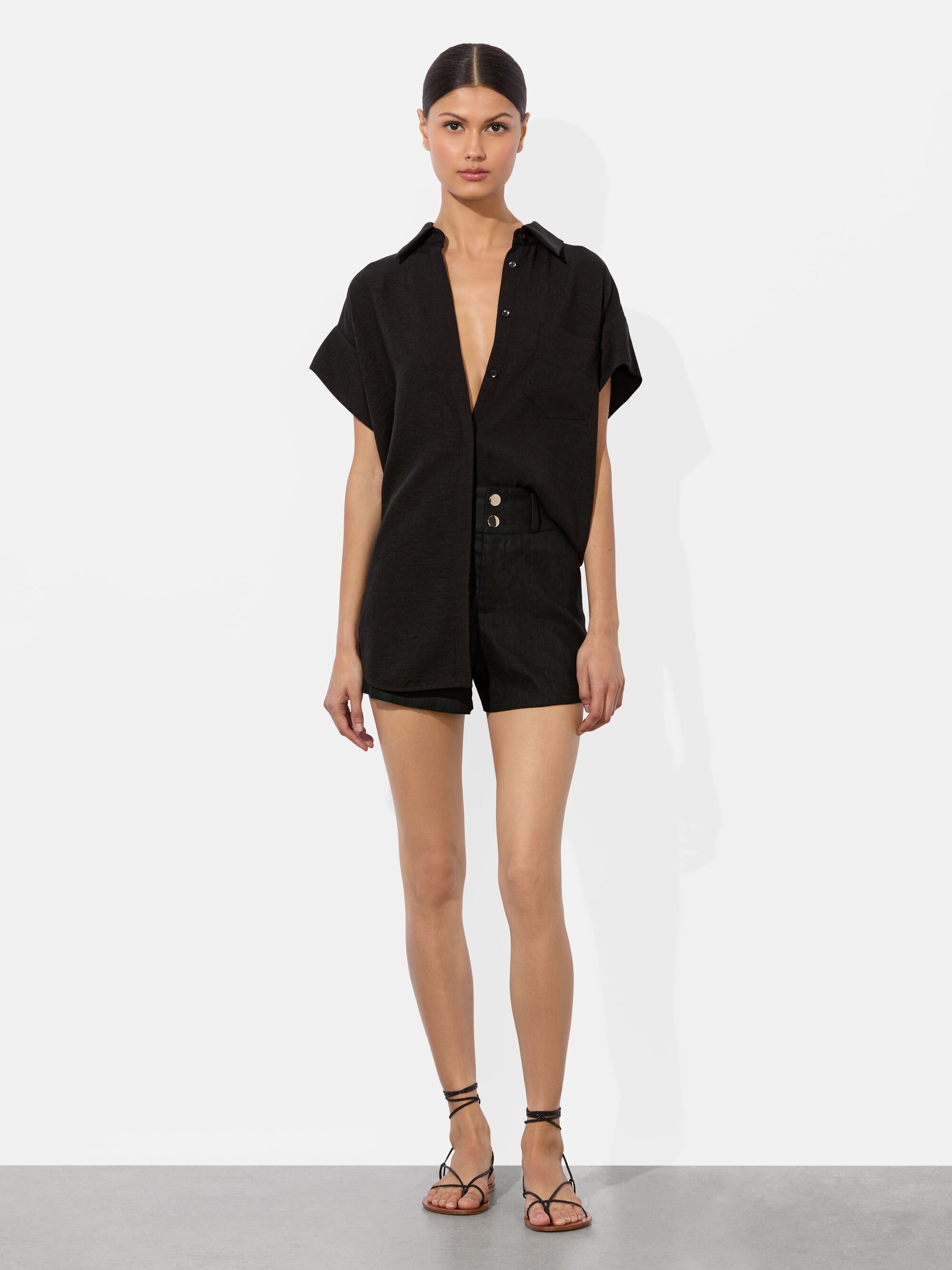 FINELY SHORT SLEEVE BUTTON DOWN - 2