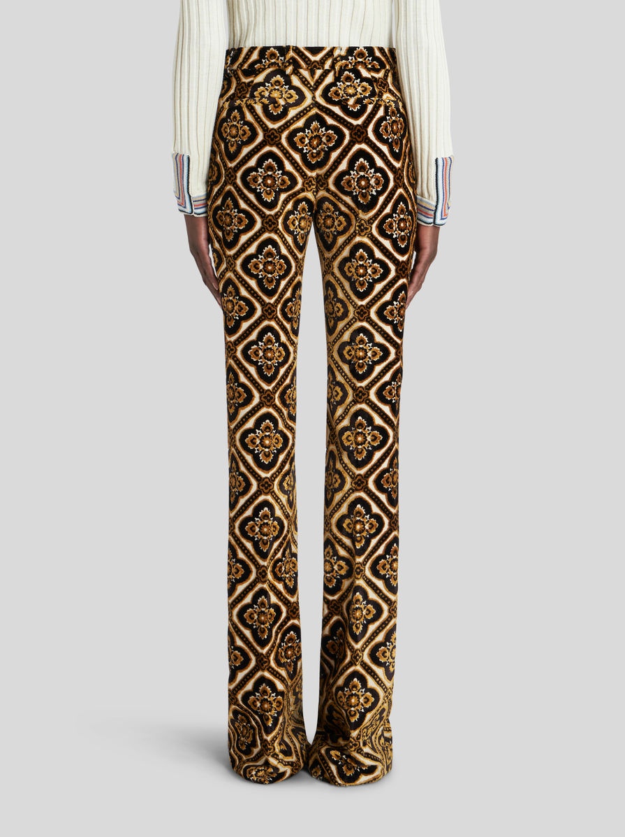 JACQUARD TROUSERS WITH MEDALLIONS - 4