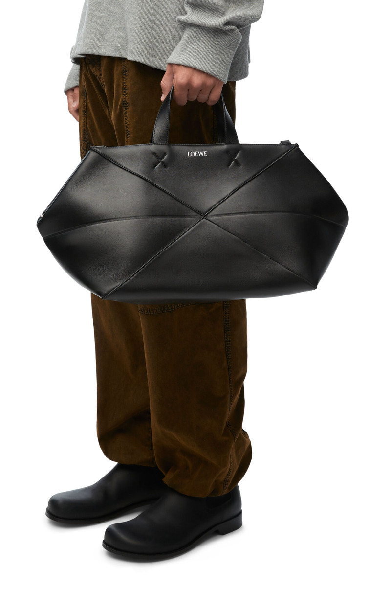 Loewe Puzzle Fold Duffle in shiny calfskin outlook