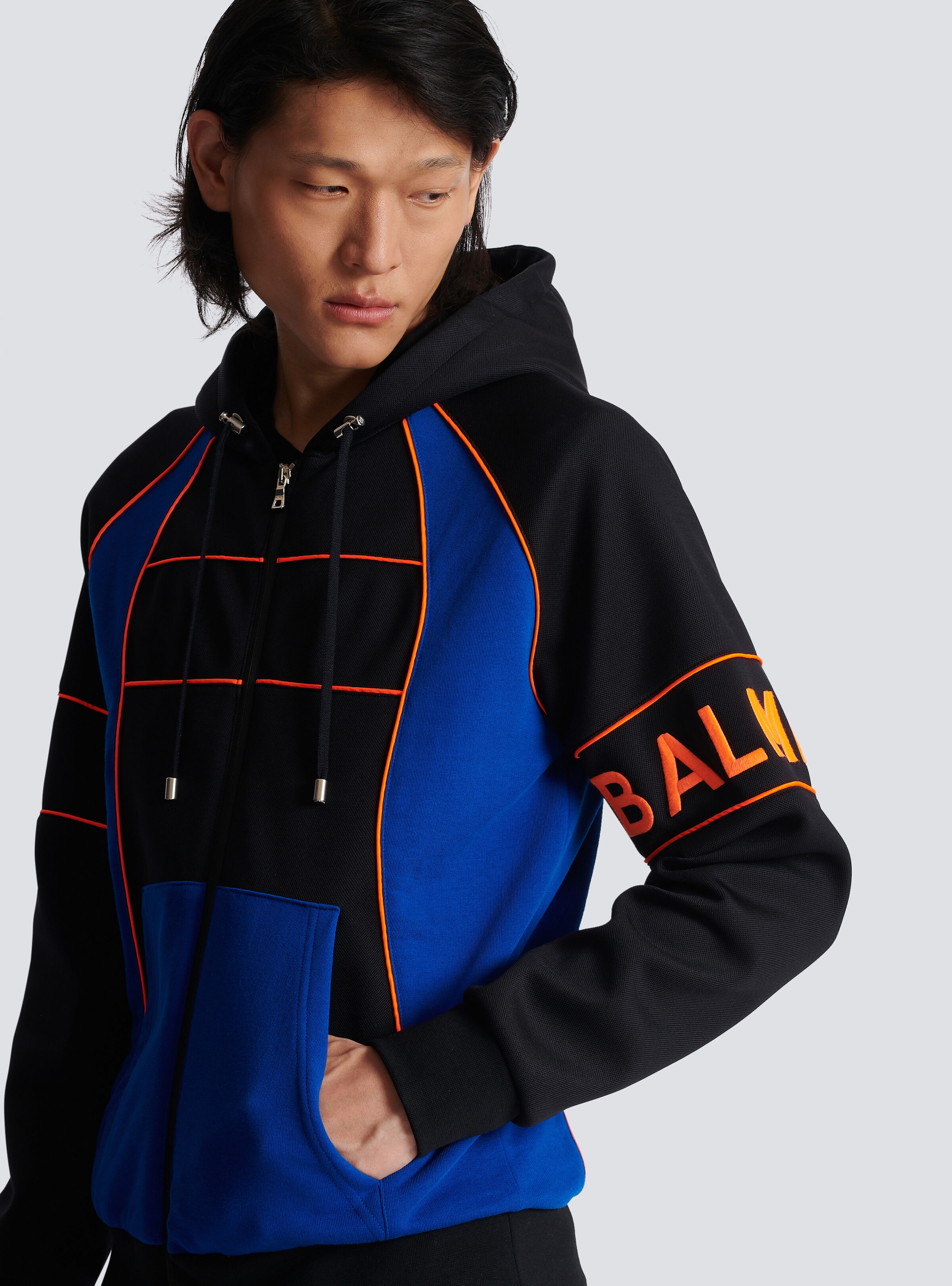 Hoodie with Balmain logo inserts - 6