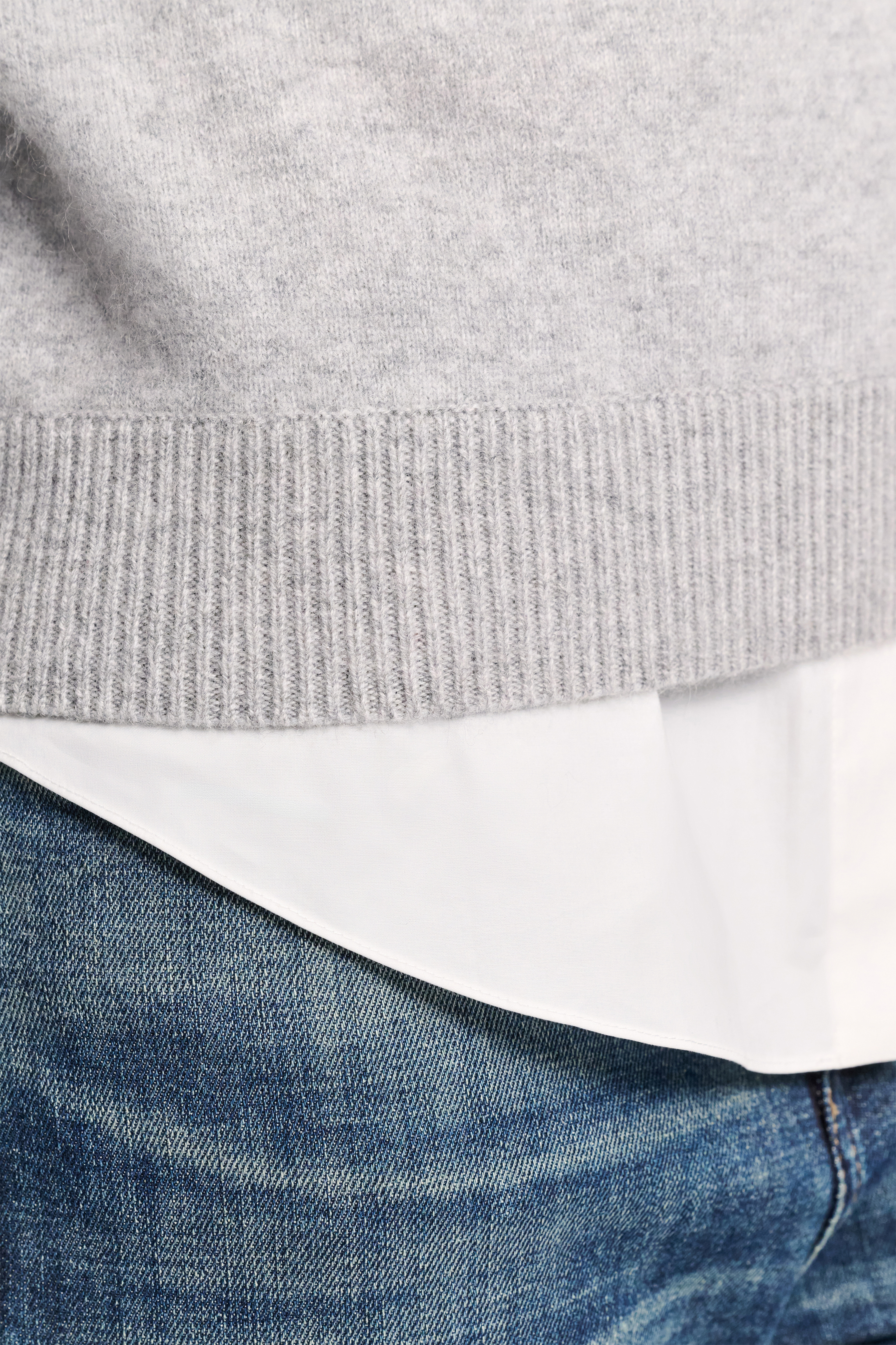 FLUFFY STATEMENTS pullover - 6