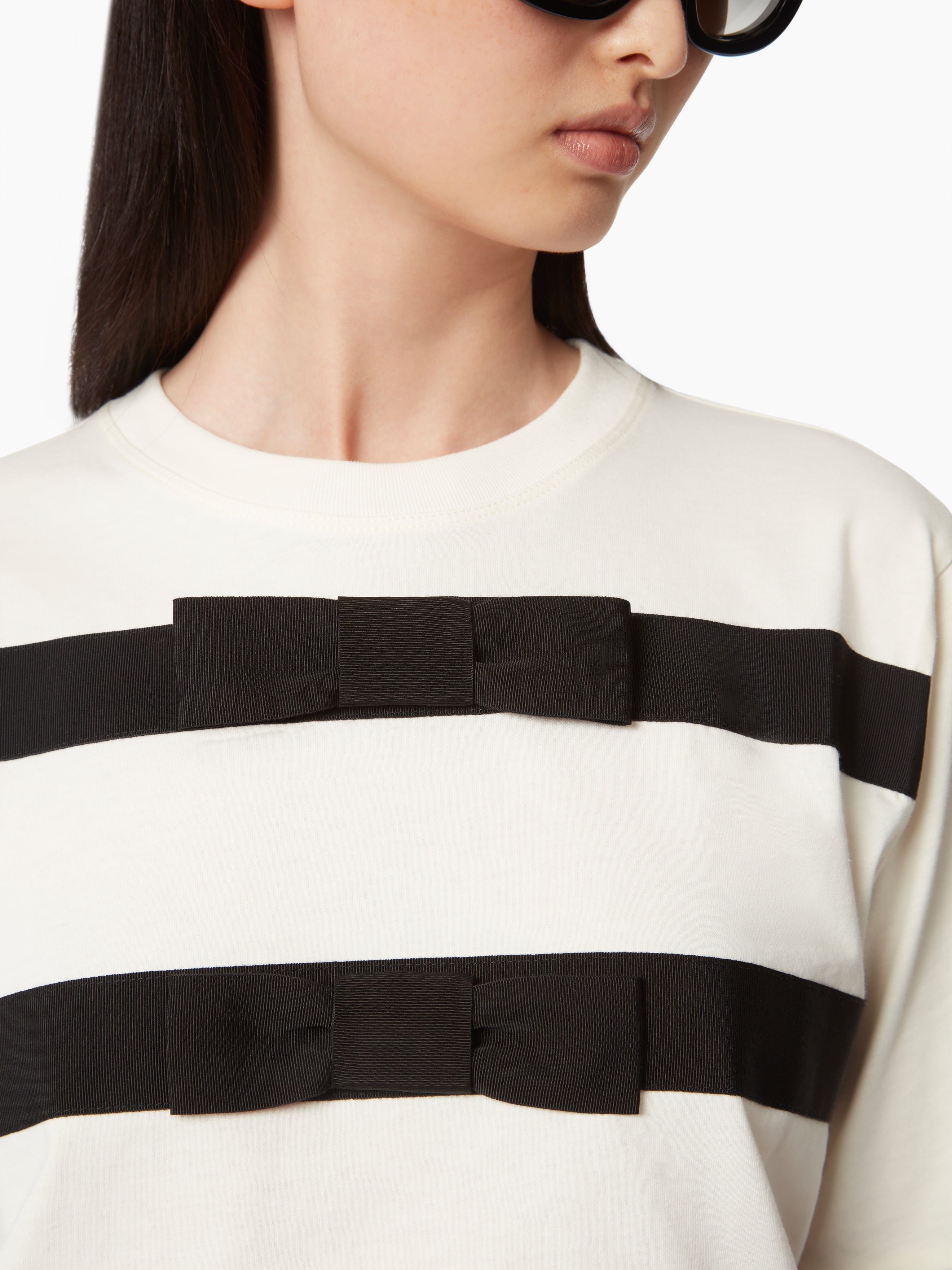 T-SHIRT WITH BOW DETAILS - 3