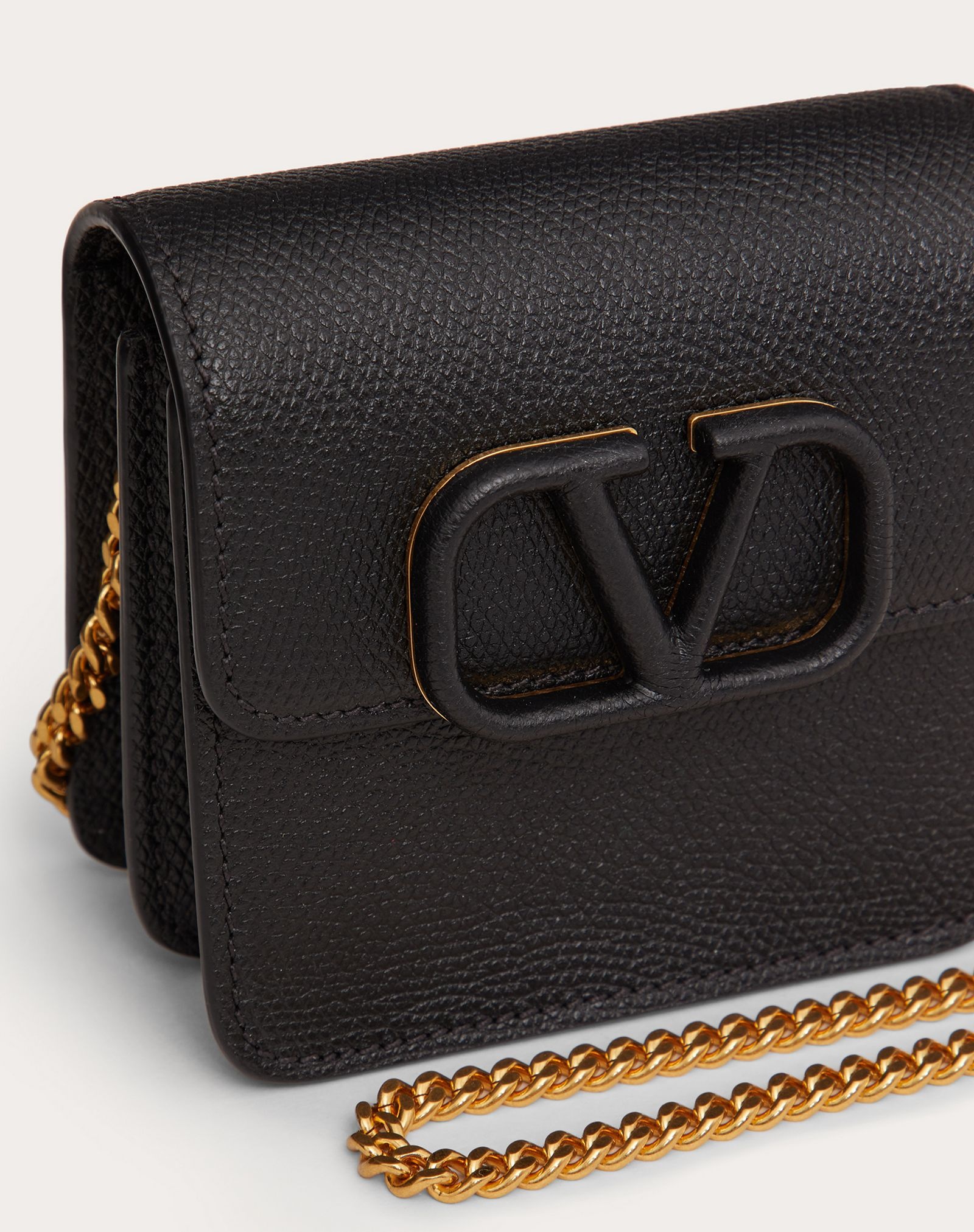 COMPACT VSLING GRAINY CALFSKIN WALLET WITH CHAIN STRAP - 2