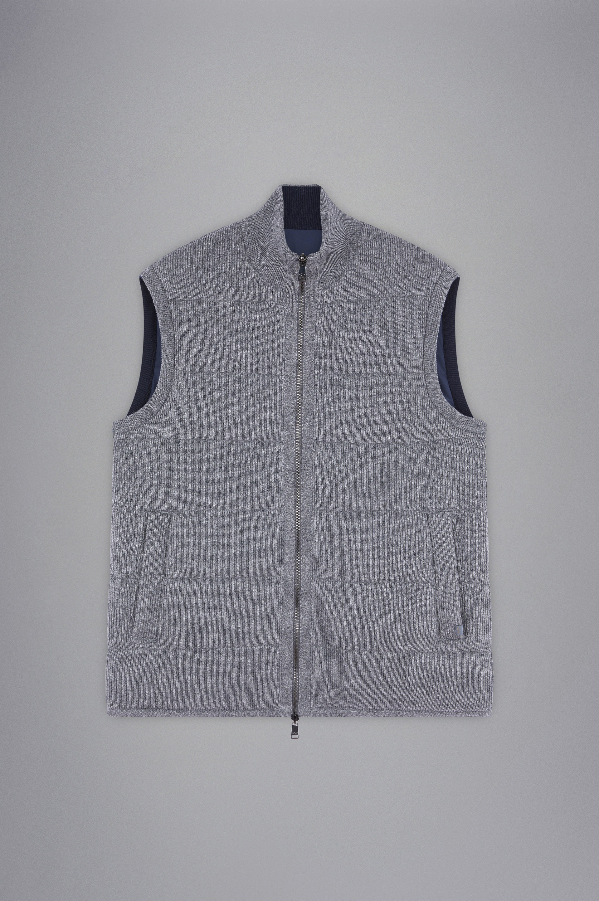 WOOL, CASHMERE AND TYPHOON PLATINUM HYBRID VEST - 1