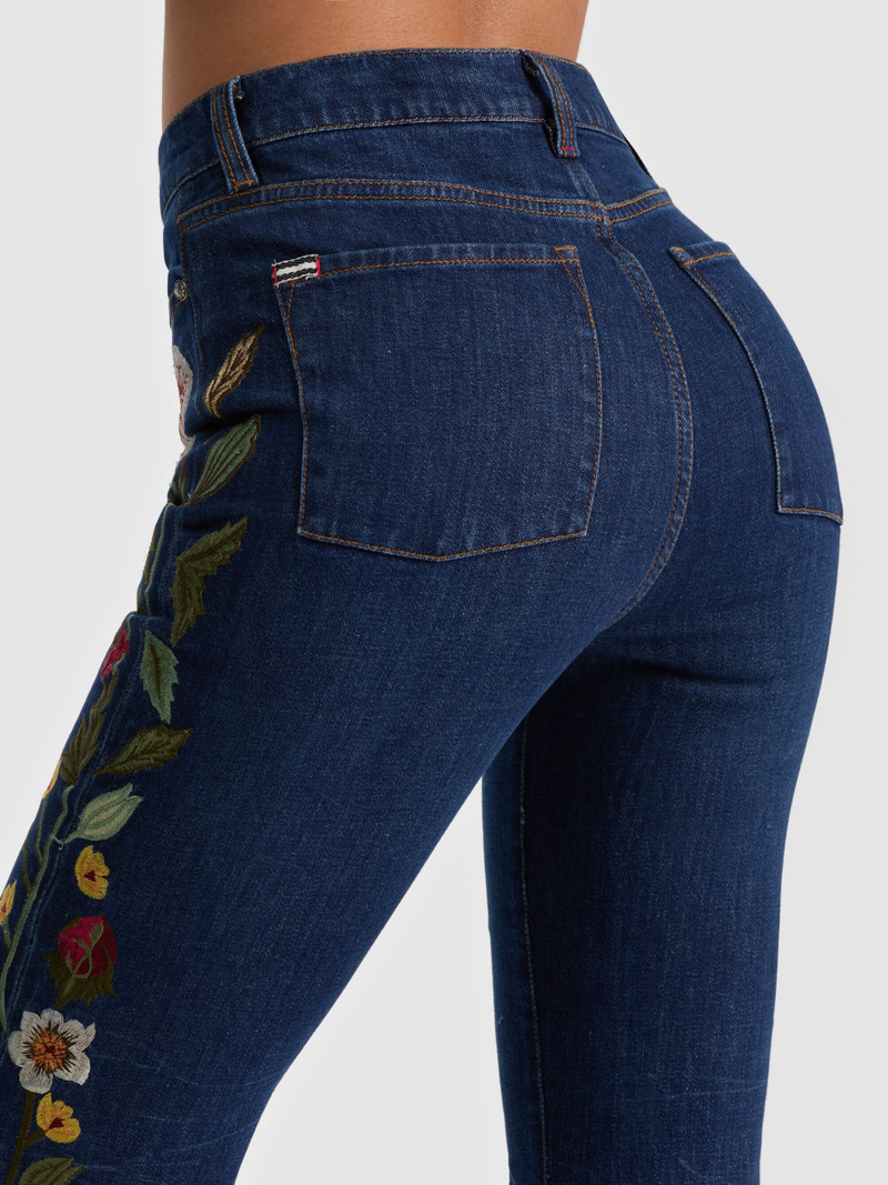 BEAUTIFUL EMBROIDERED JEAN 6