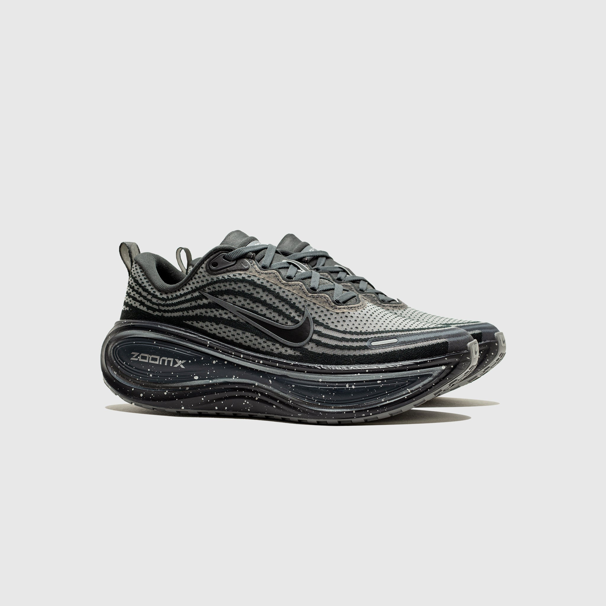 VOMERO PLUS SPECKLE "DARK OBSIDIAN" - 2