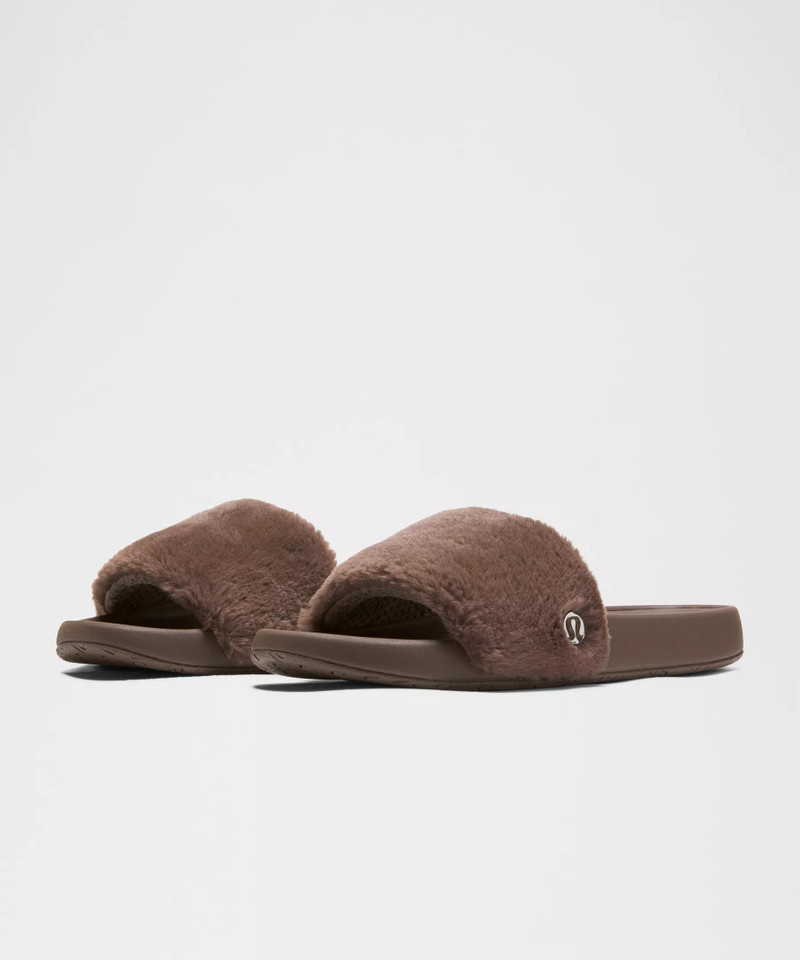 Women's Restfeel Faux Fur Slide 1
