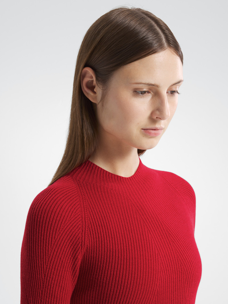 Conic Wool Midlayer 4