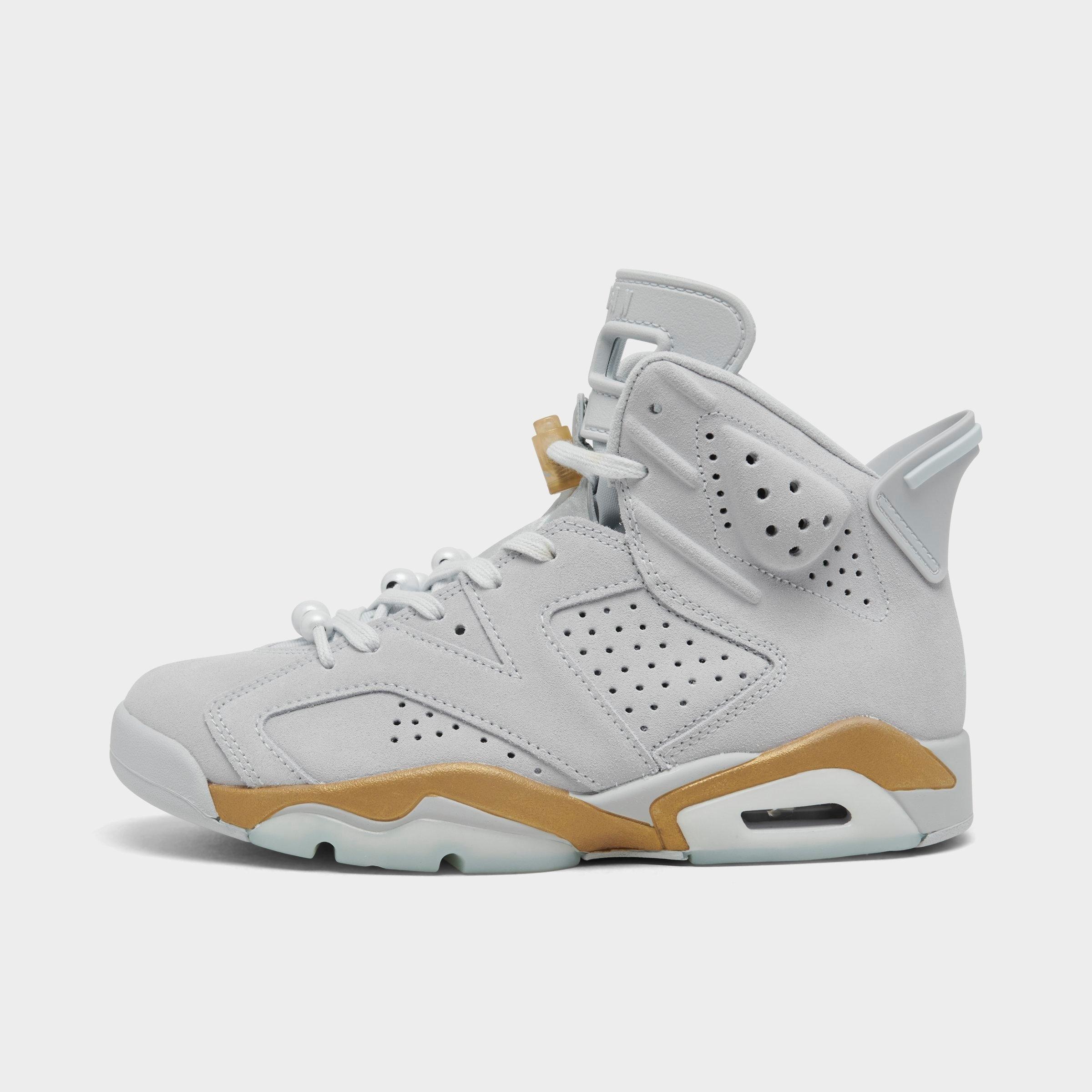 WOMEN'S AIR JORDAN RETRO 6 BASKETBALL SHOES - 1