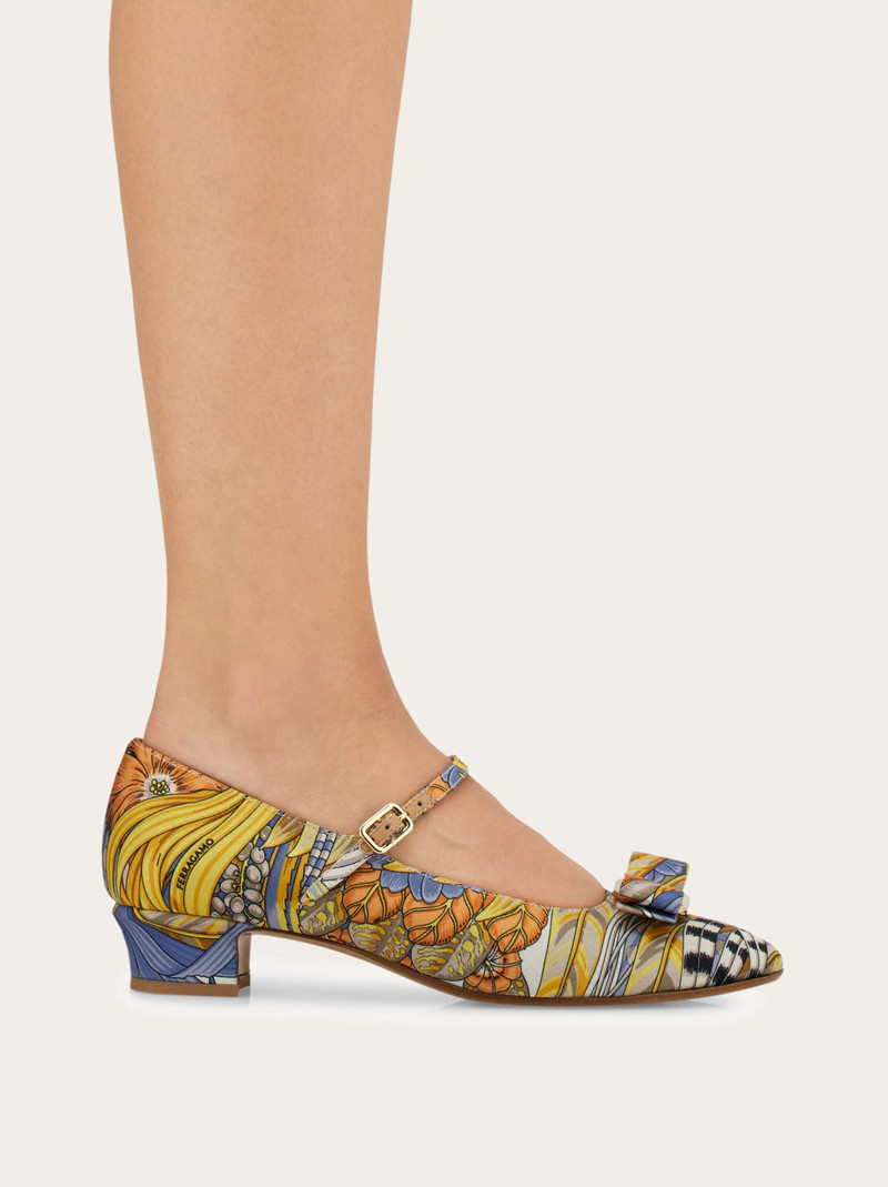 Vara bow Mary Jane 4