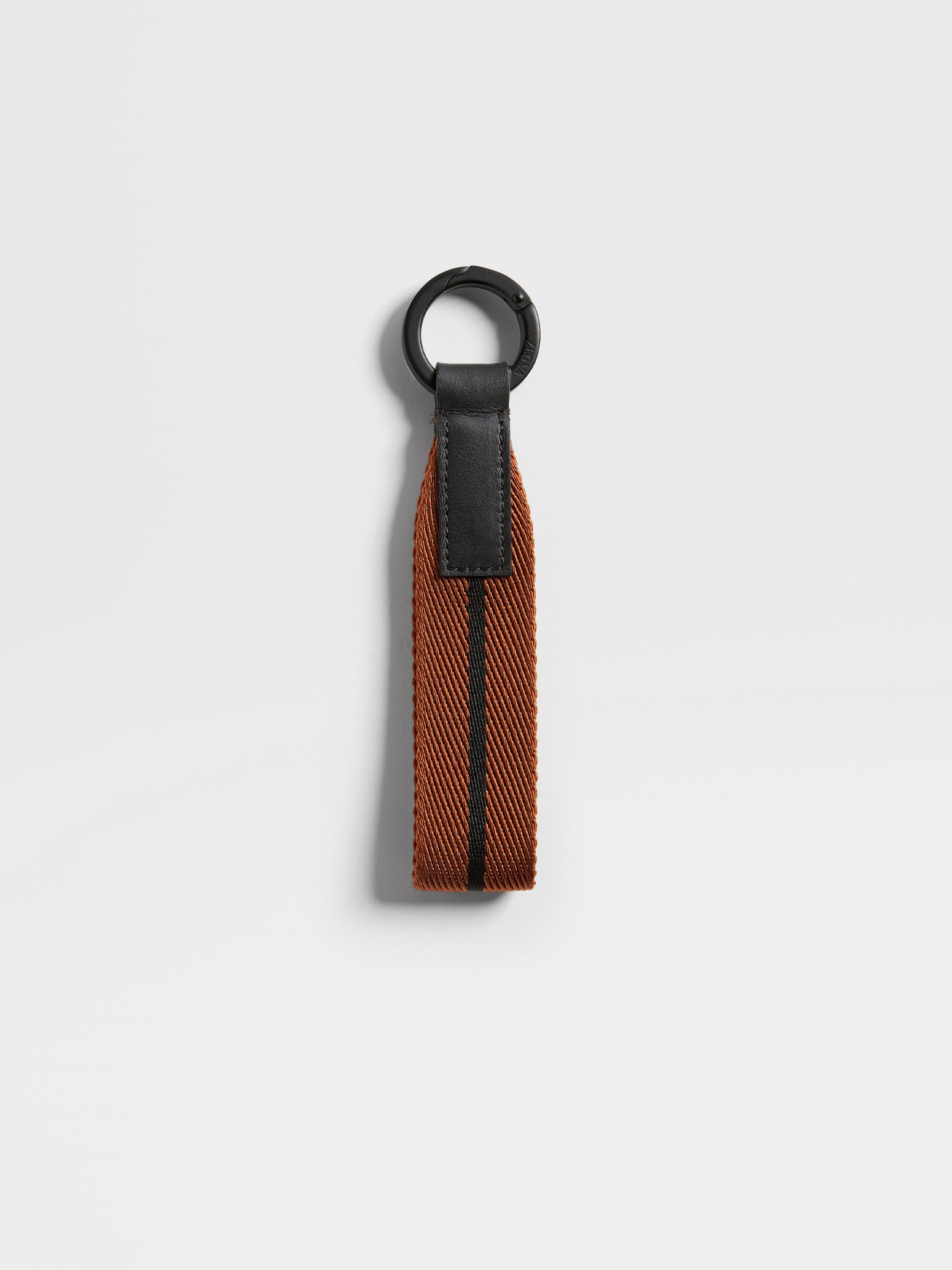 FOLIAGE AND BLACK WEB KEY CHAIN - 3
