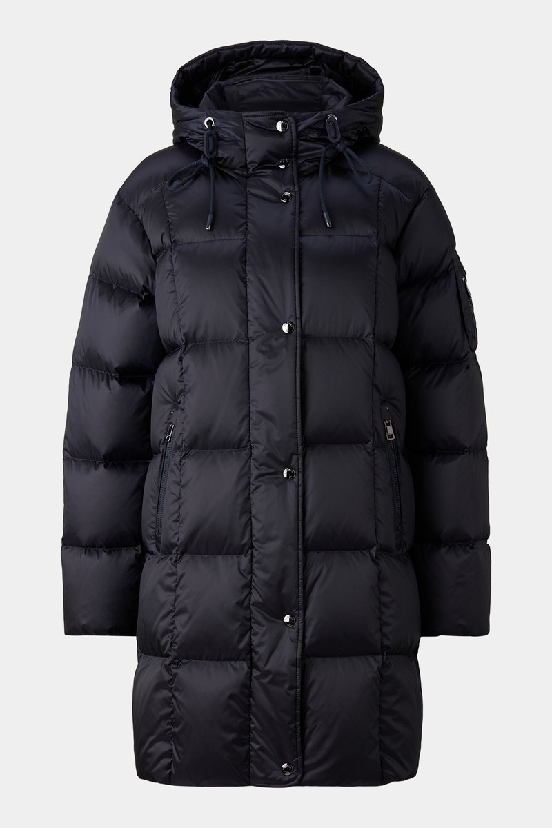 Fanja Down coat in Navy blue 8