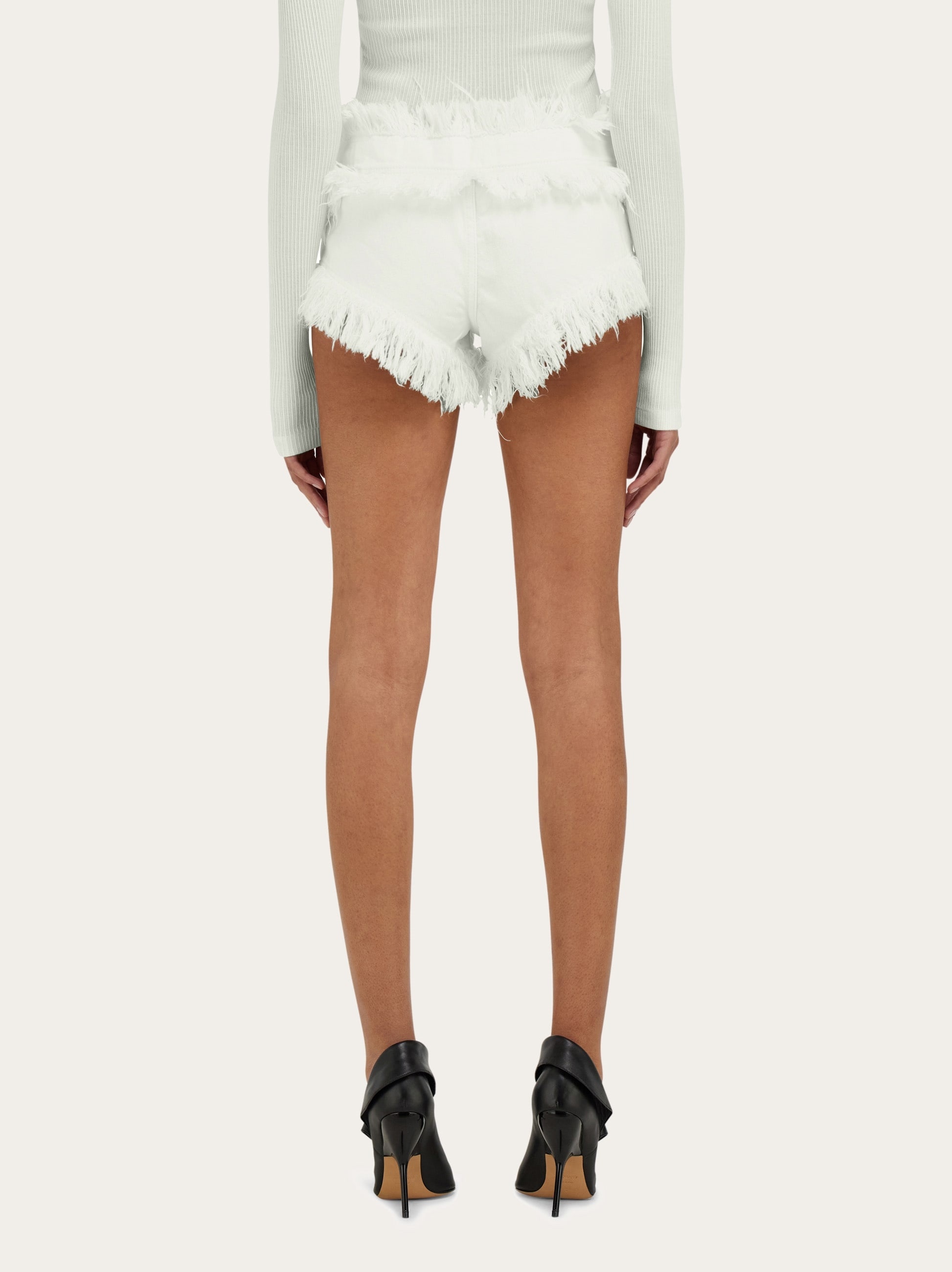Frayed denim shorts - 4