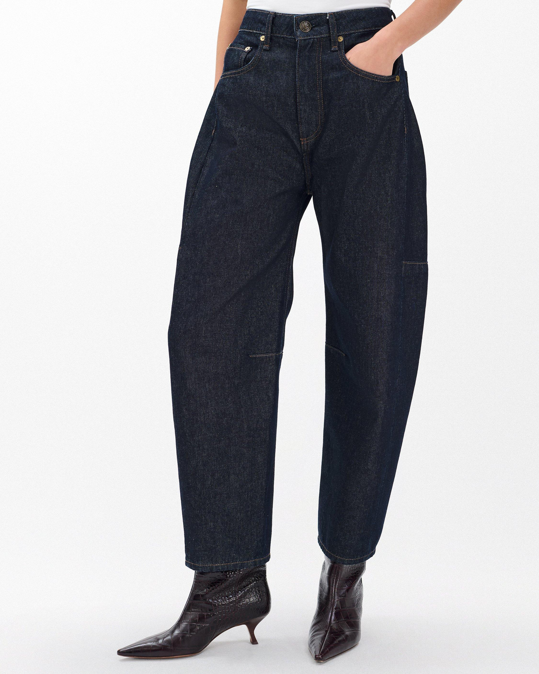 Charlie Ankle Barrel Jeans
Lightweight Rigid in Twilight Rinse - 4