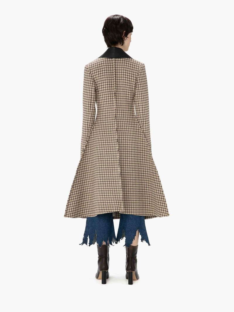 A LINE SINGLE-BREASTED COAT 3