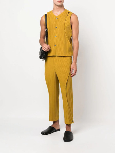 ISSEY MIYAKE pleated button-down vest outlook