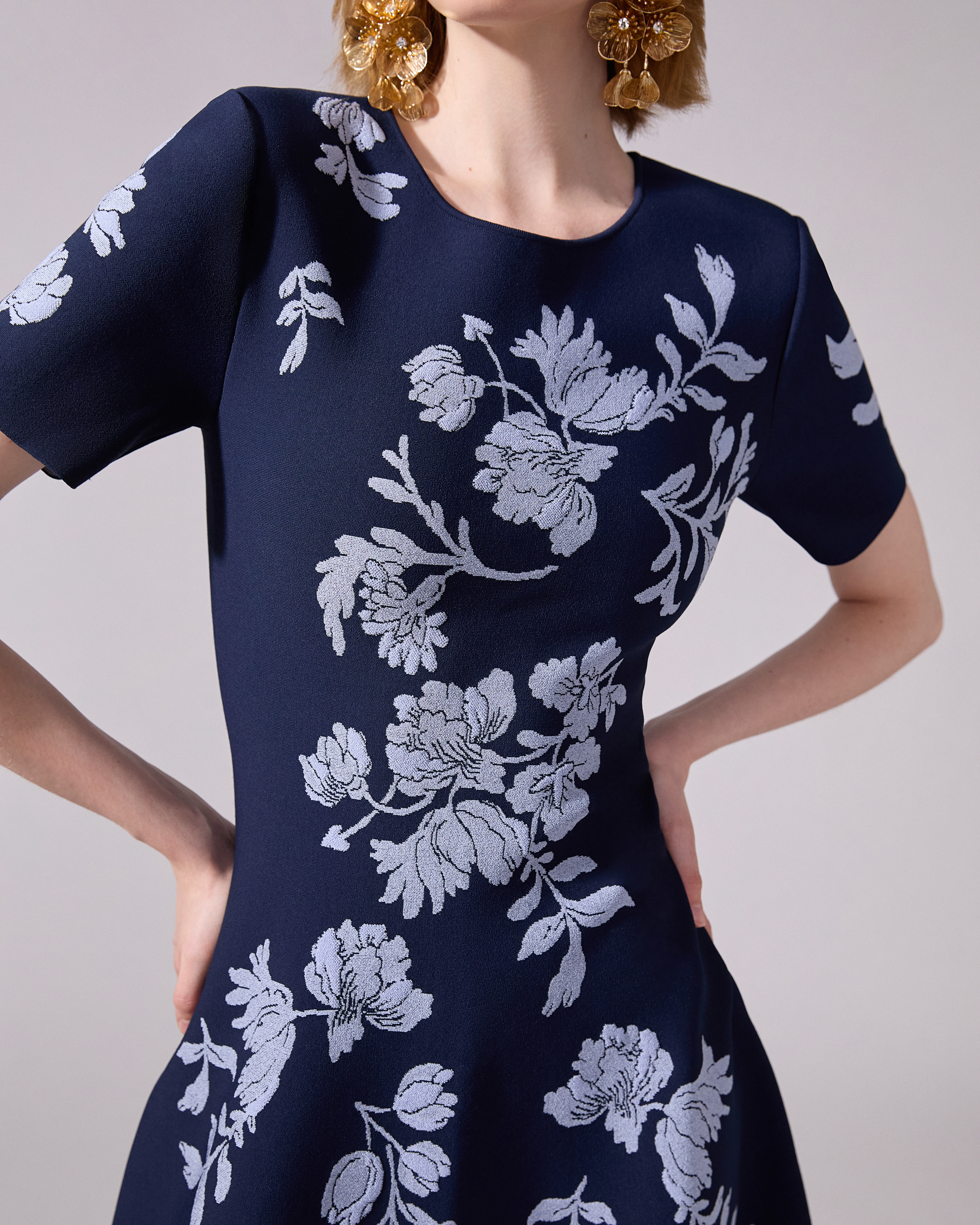 Floral Jacquard Flared Dress - 4