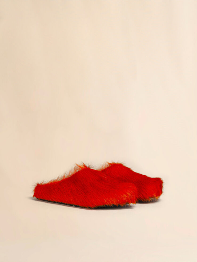 ORANGE LONG HAIR CALFSKIN FUSSBETT SABOT - 2