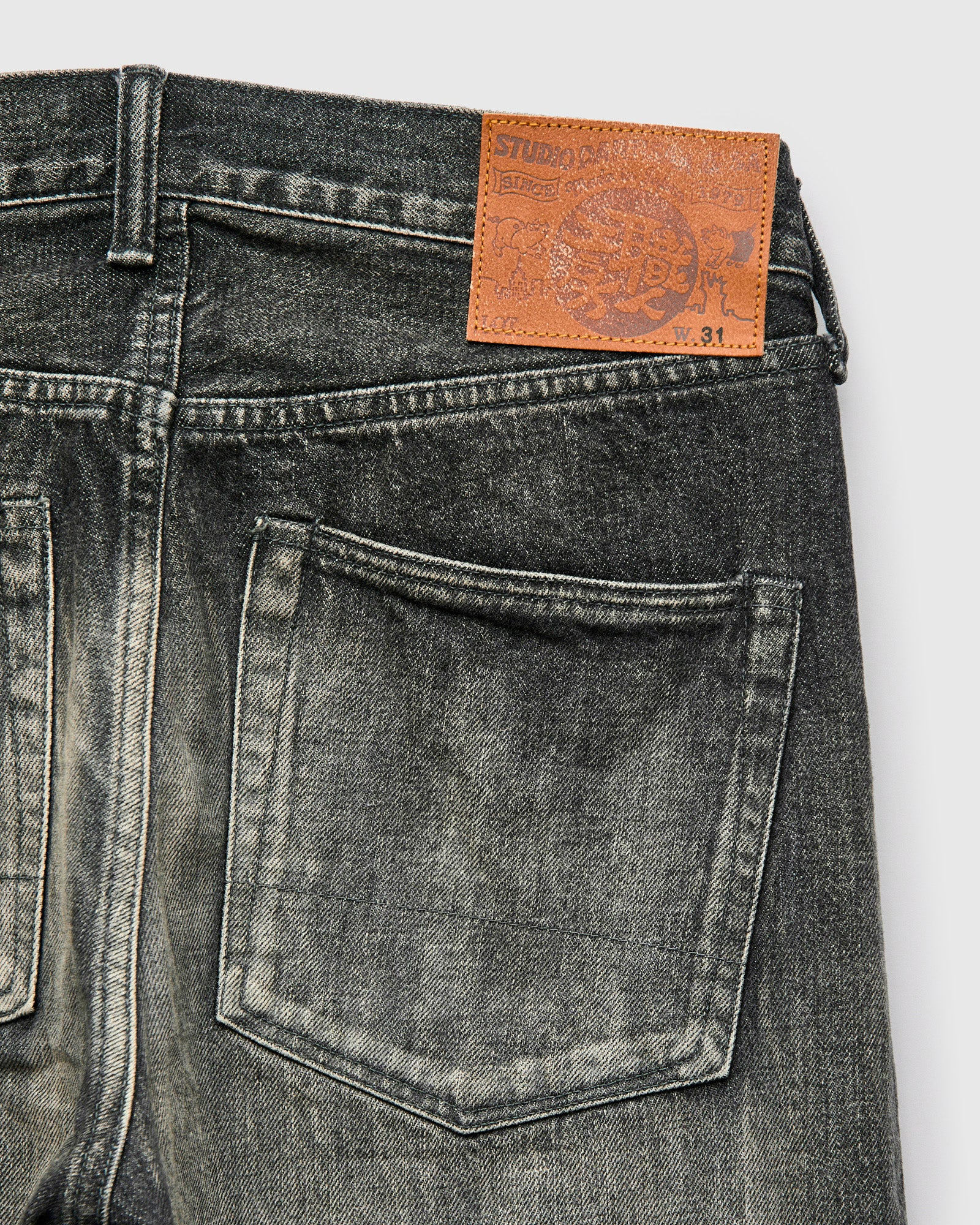 D1891UBS 13oz Washed Black Selvedge Denim - Regular Straight Fit - 3