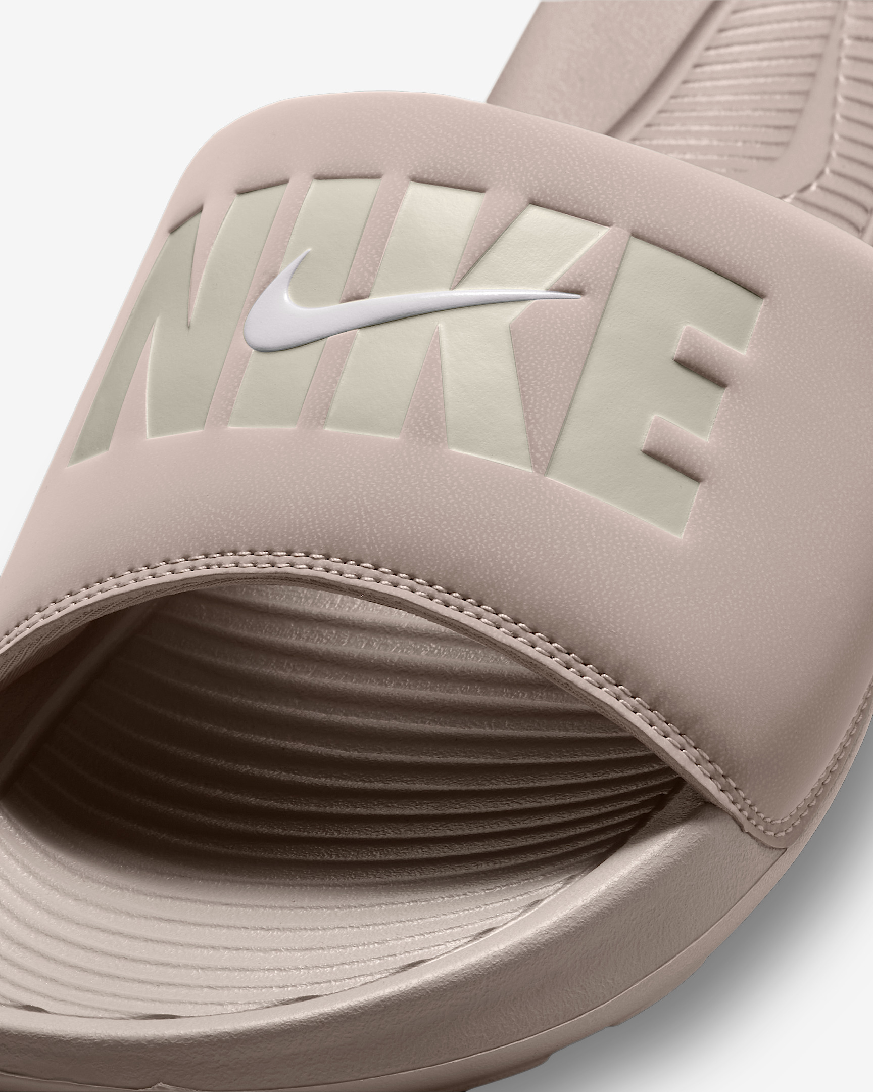 Nike Victori One SE Men's Slides - 6