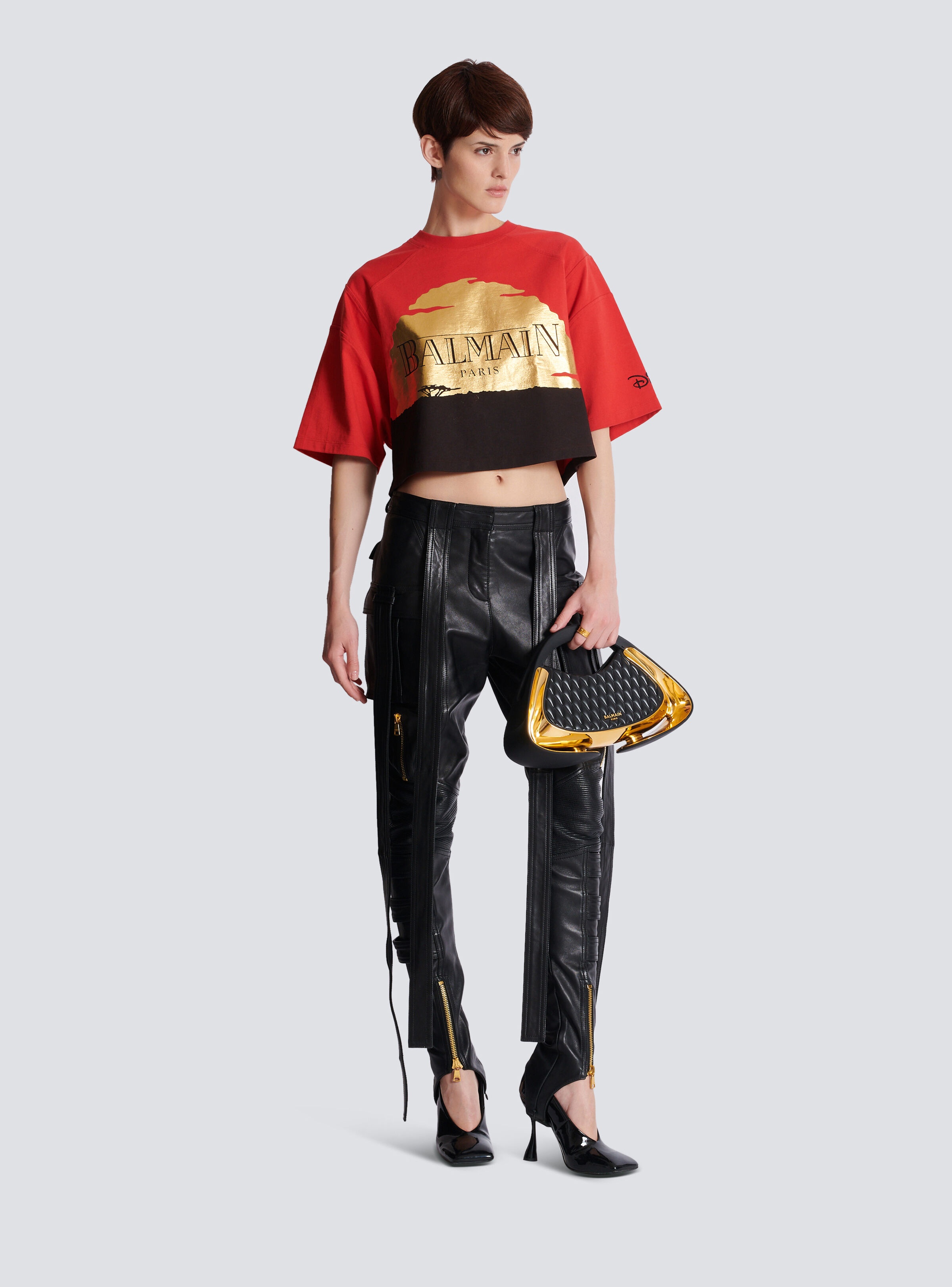 Disney x Balmain: The Lion King - Cropped T-shirt with Sunset print - 2