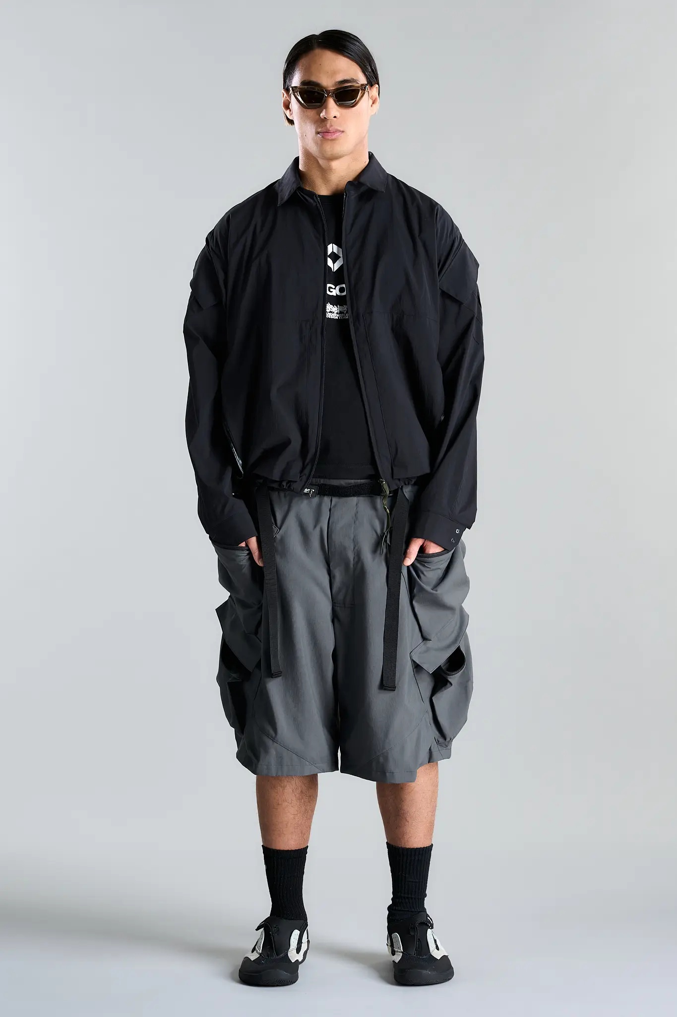 SP56A-M Nylon Stretch Double Cargo Short Pant Gray - 13