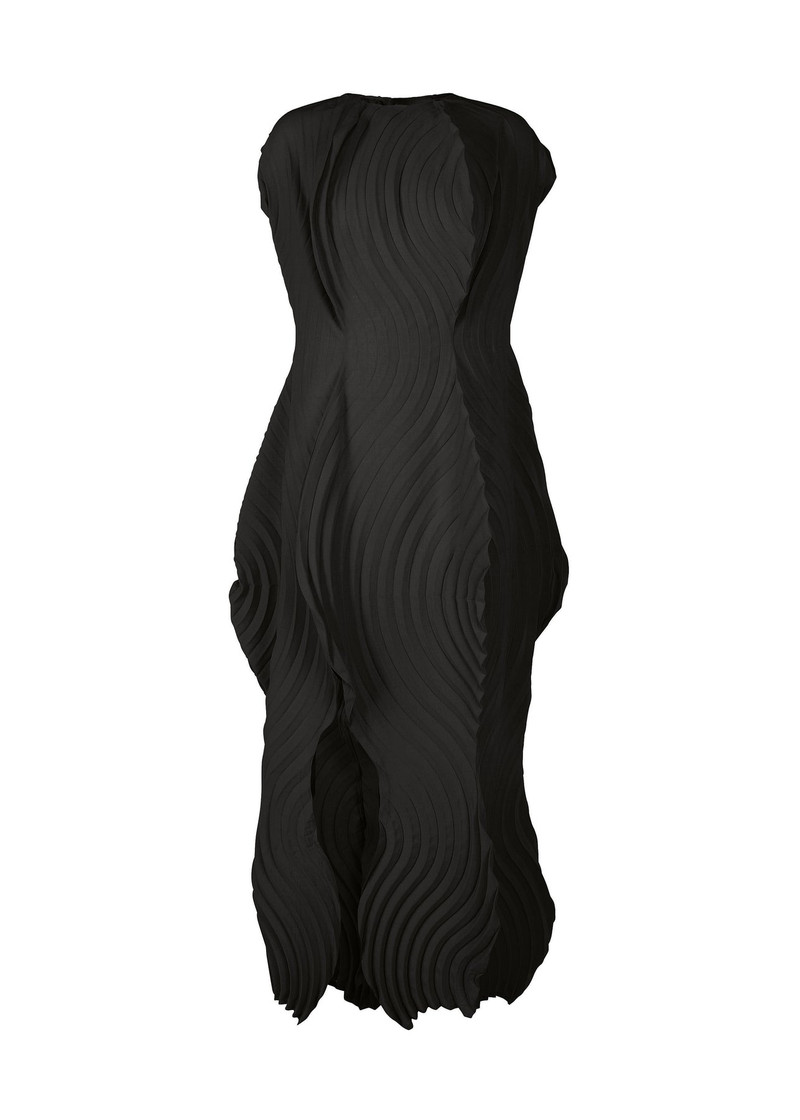 RESONANT PLEATS DRESS 1