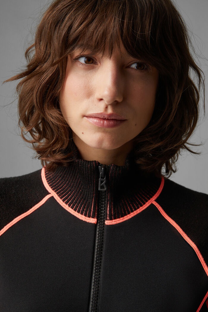 Belle First layer in Black/Pink - 4