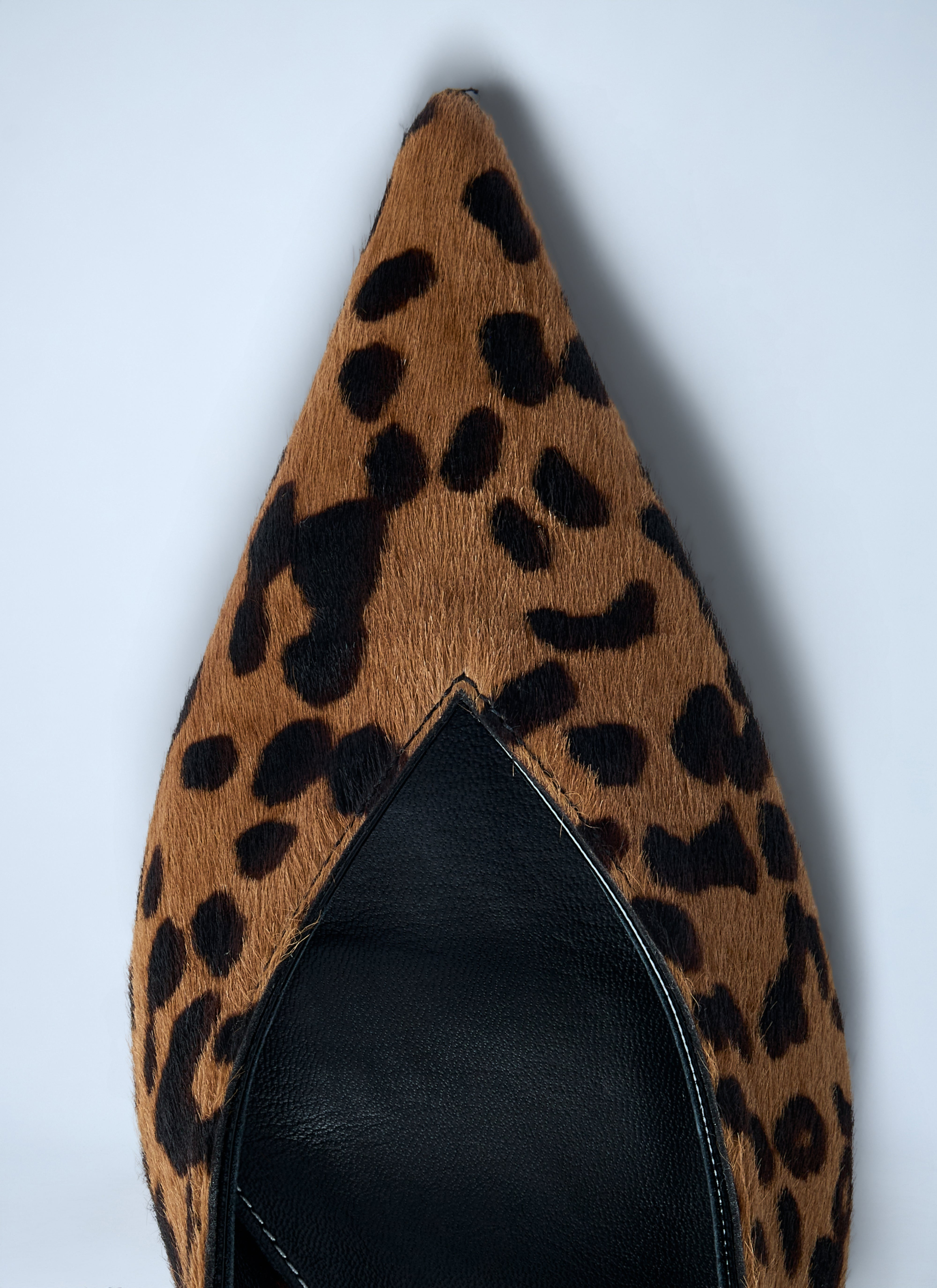 Toteme Women Leather Pointed Wedge-Heels - 6
