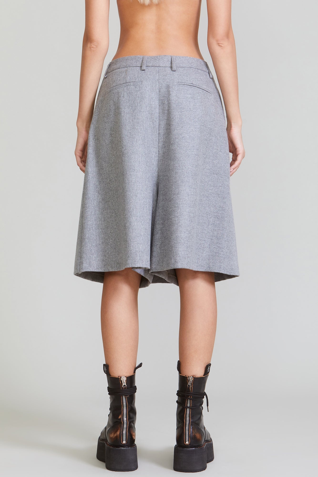 TAILORED PLEATED SKORT - LIGHT GREY - 6