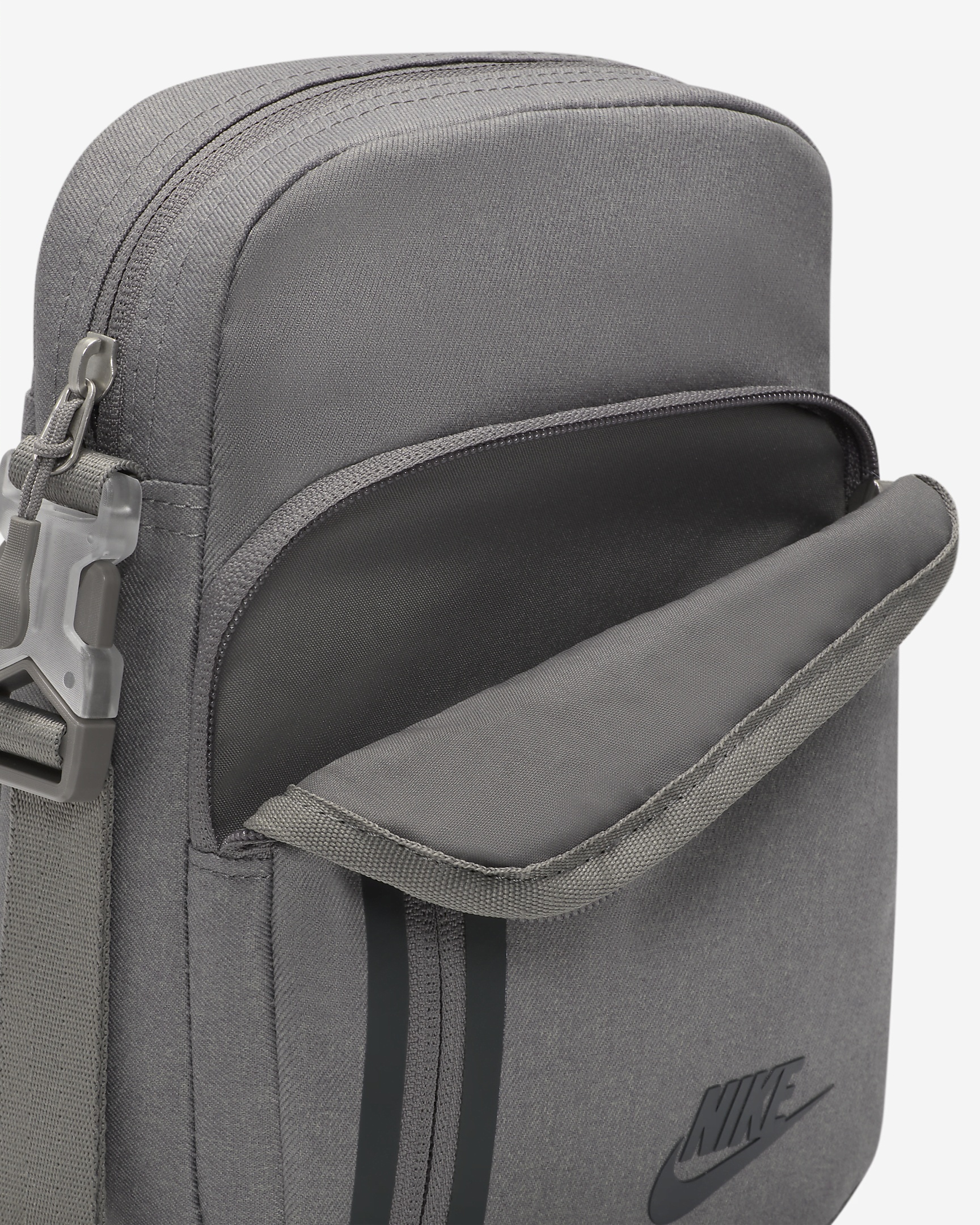 Nike Elemental Premium Crossbody Bag (4L) - 6