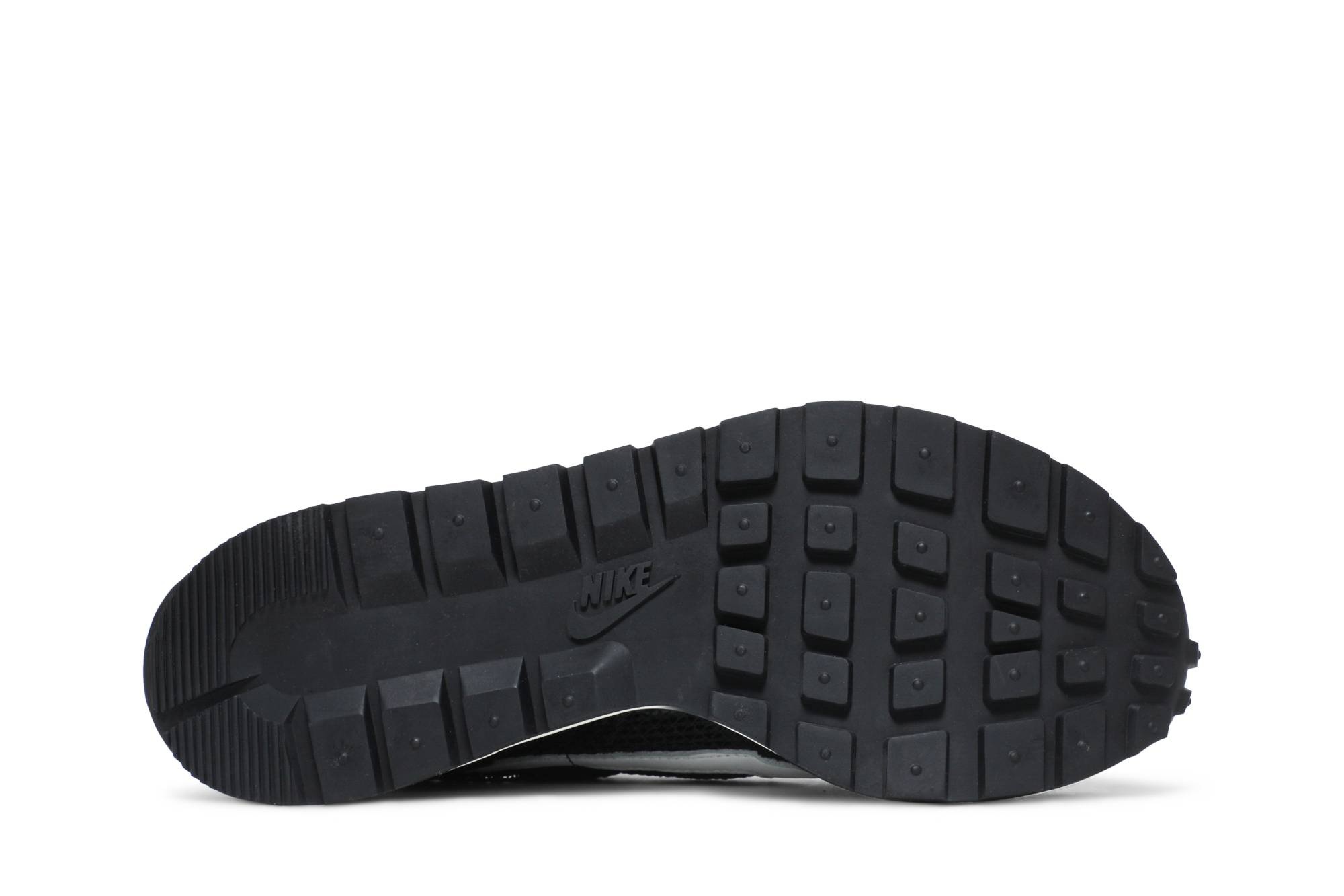 sacai x VaporWaffle 'Black White' - 4