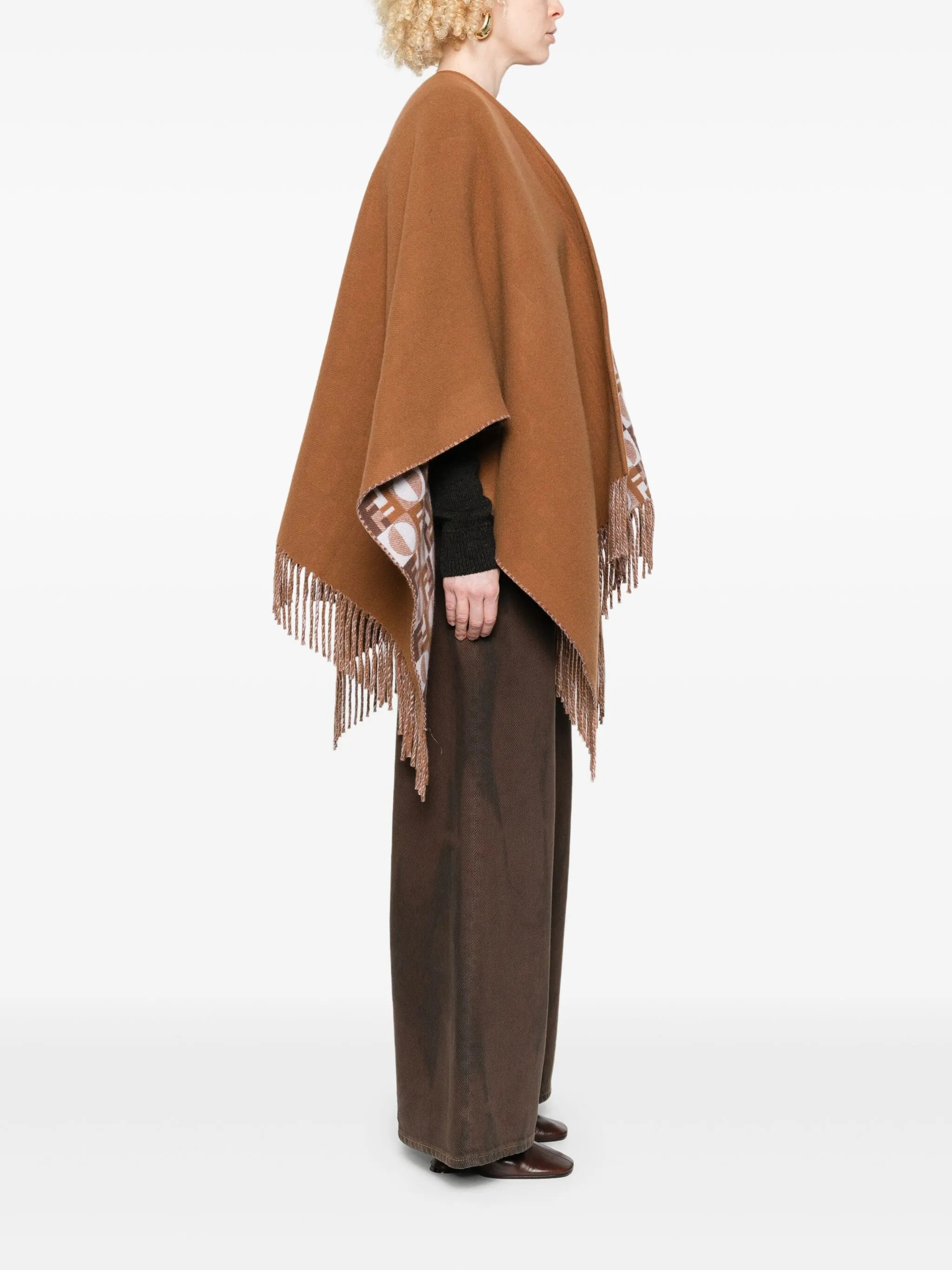 fringe-detail cape - 3