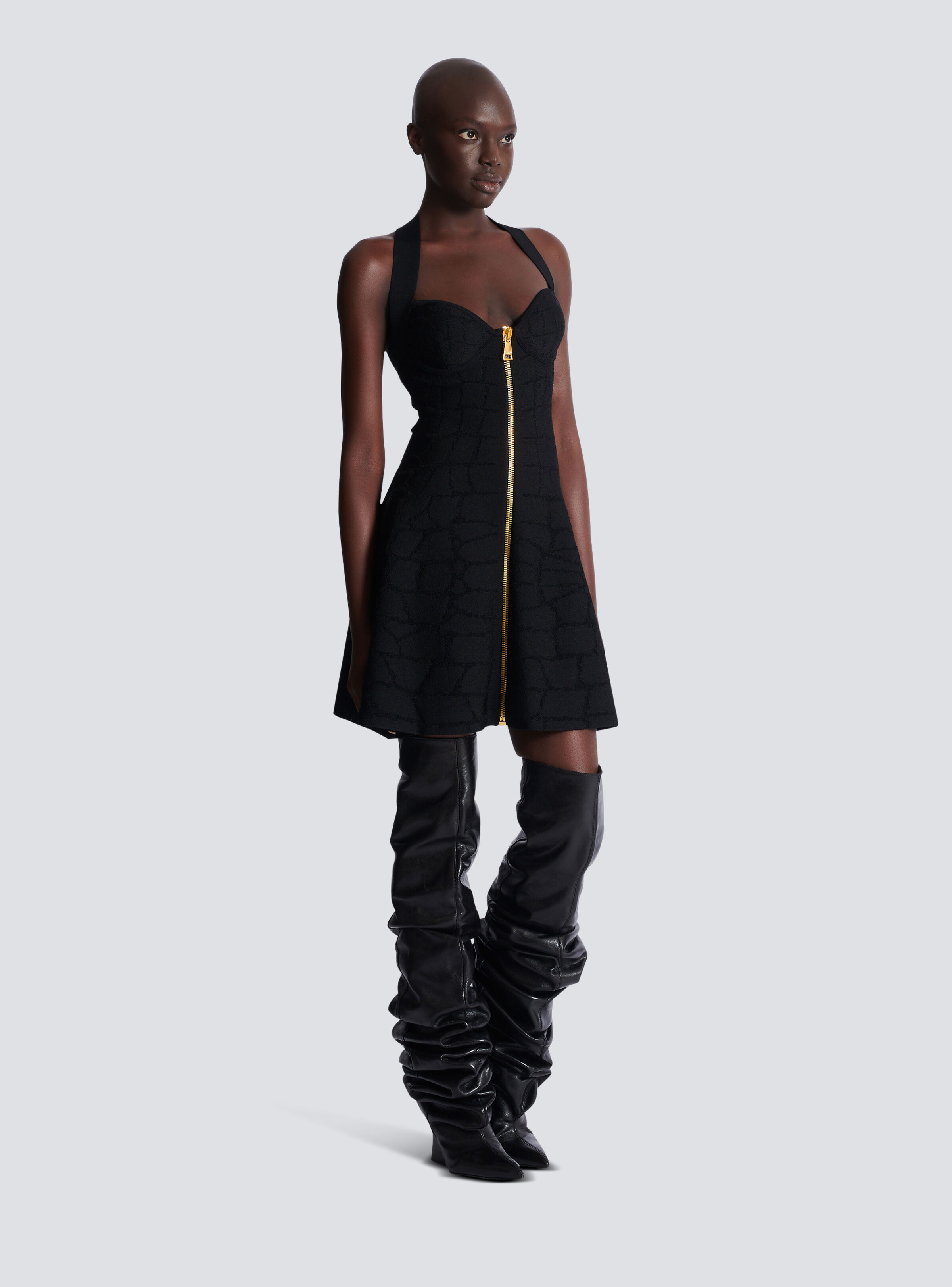 Flared halterneck dress in crocodile knit - 3
