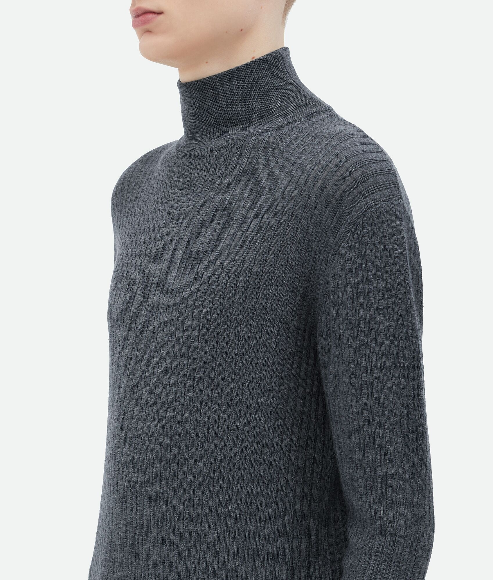 Light Wool Sweater - 4