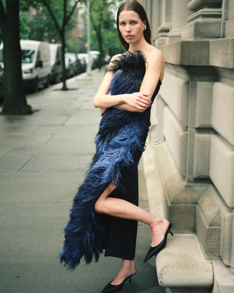 AKRIS Strapless Ostrich Feather Gown outlook