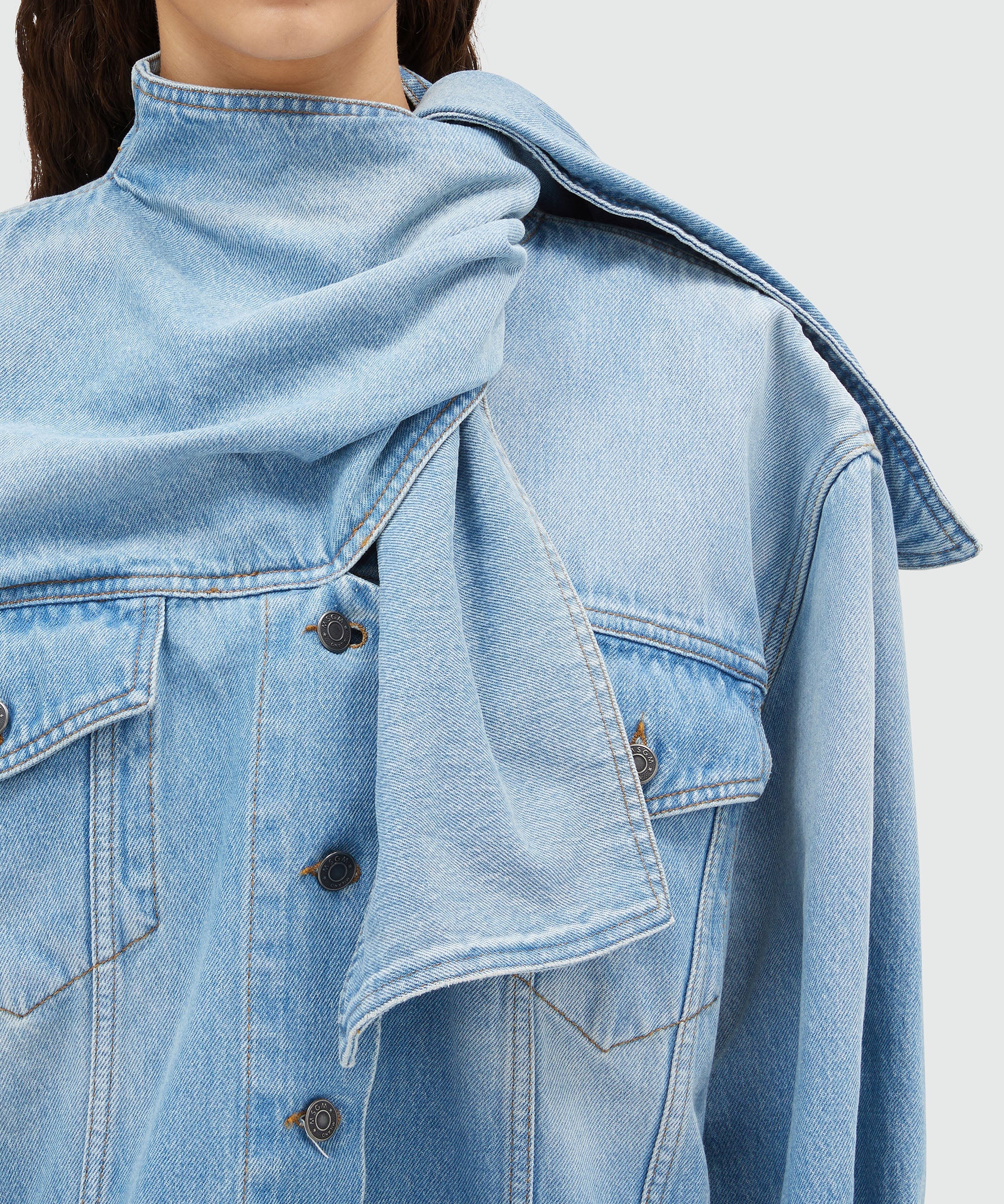 Denim jacket with scarf collar - 5