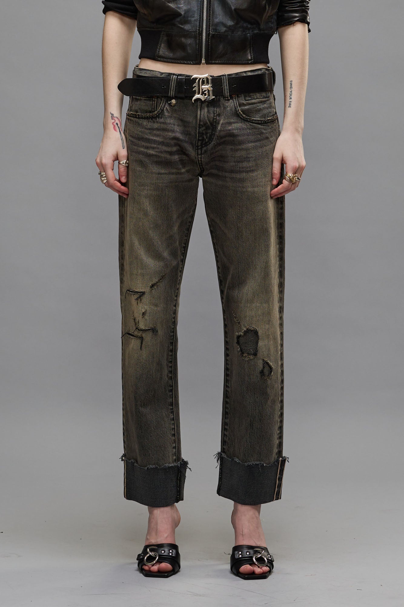 CUFFED ROMEO JEAN - HAYNE SELVEDGE BLACK - 3