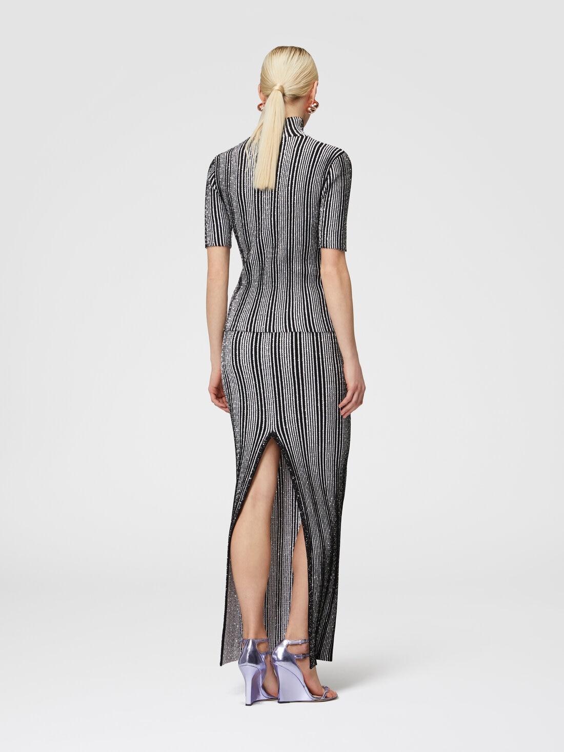 Long ribbed ribbed skirt with sequins - 4