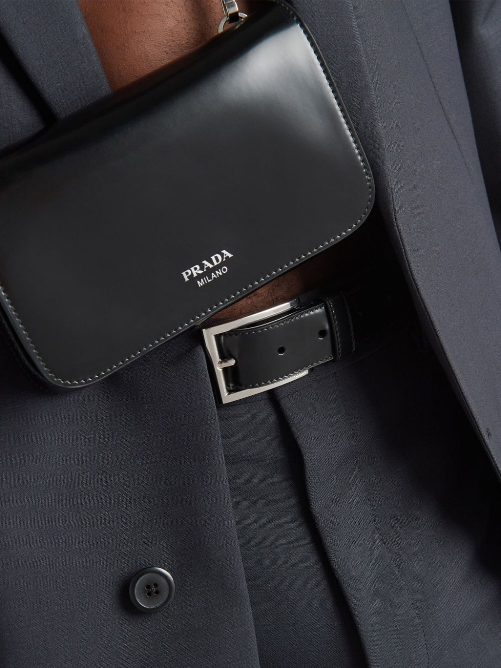 engraved-logo buckle leather belt - 3