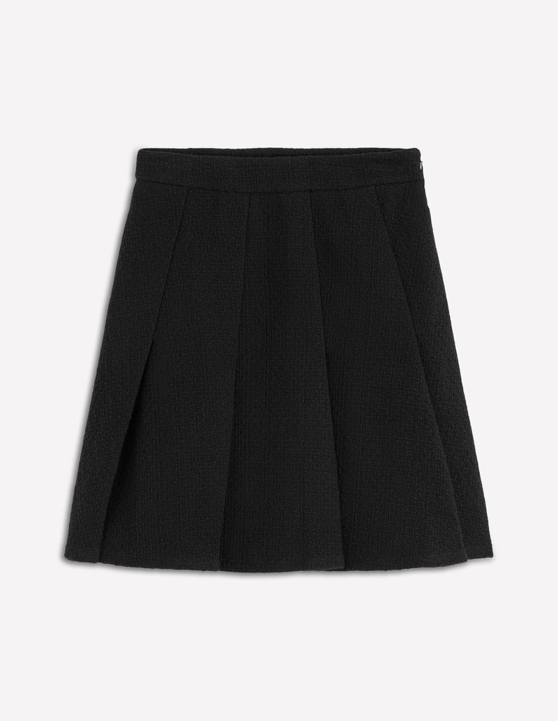 Flippy Textured Skirt-Black 1