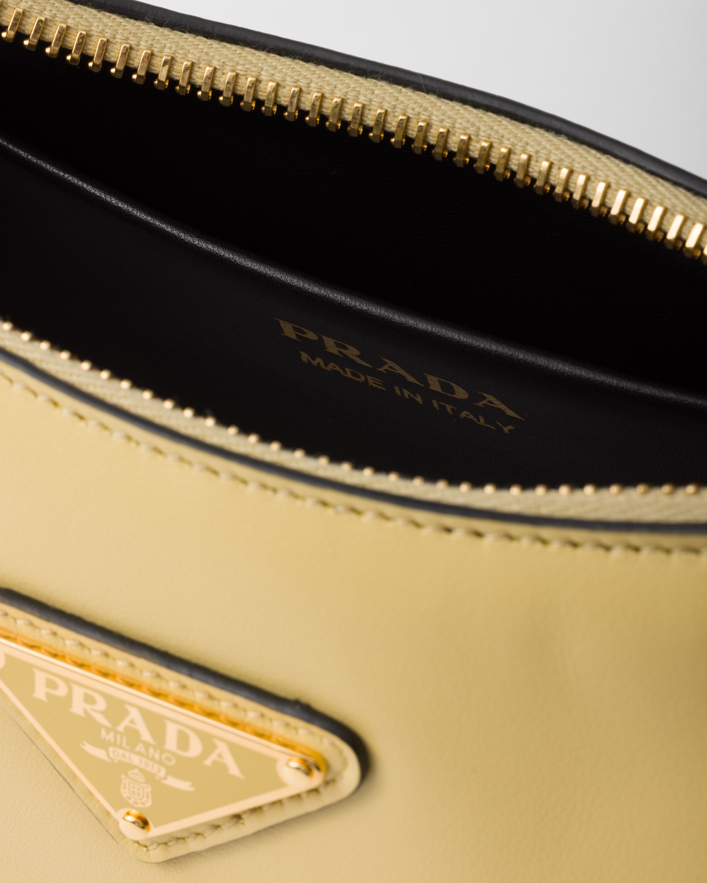 Prada Arqué leather shoulder bag - 4