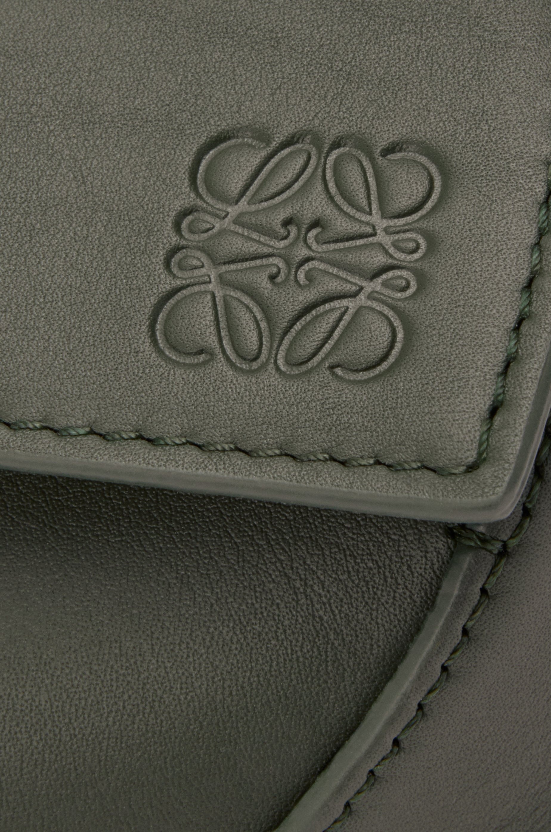 Small Puzzle Edge bag in nappa calfskin - 10