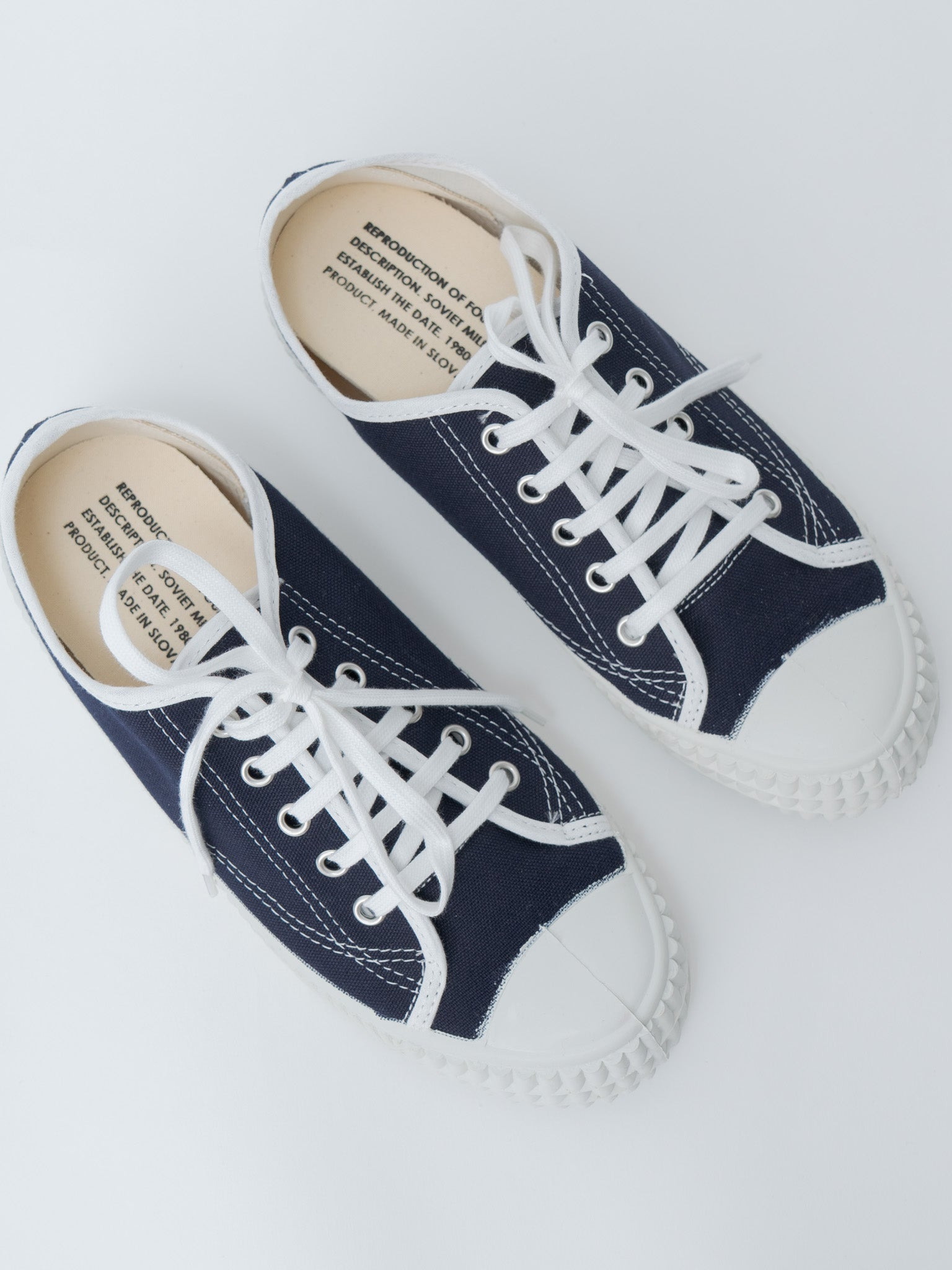 900F Military Trainer - Navy/White (men's) - 7